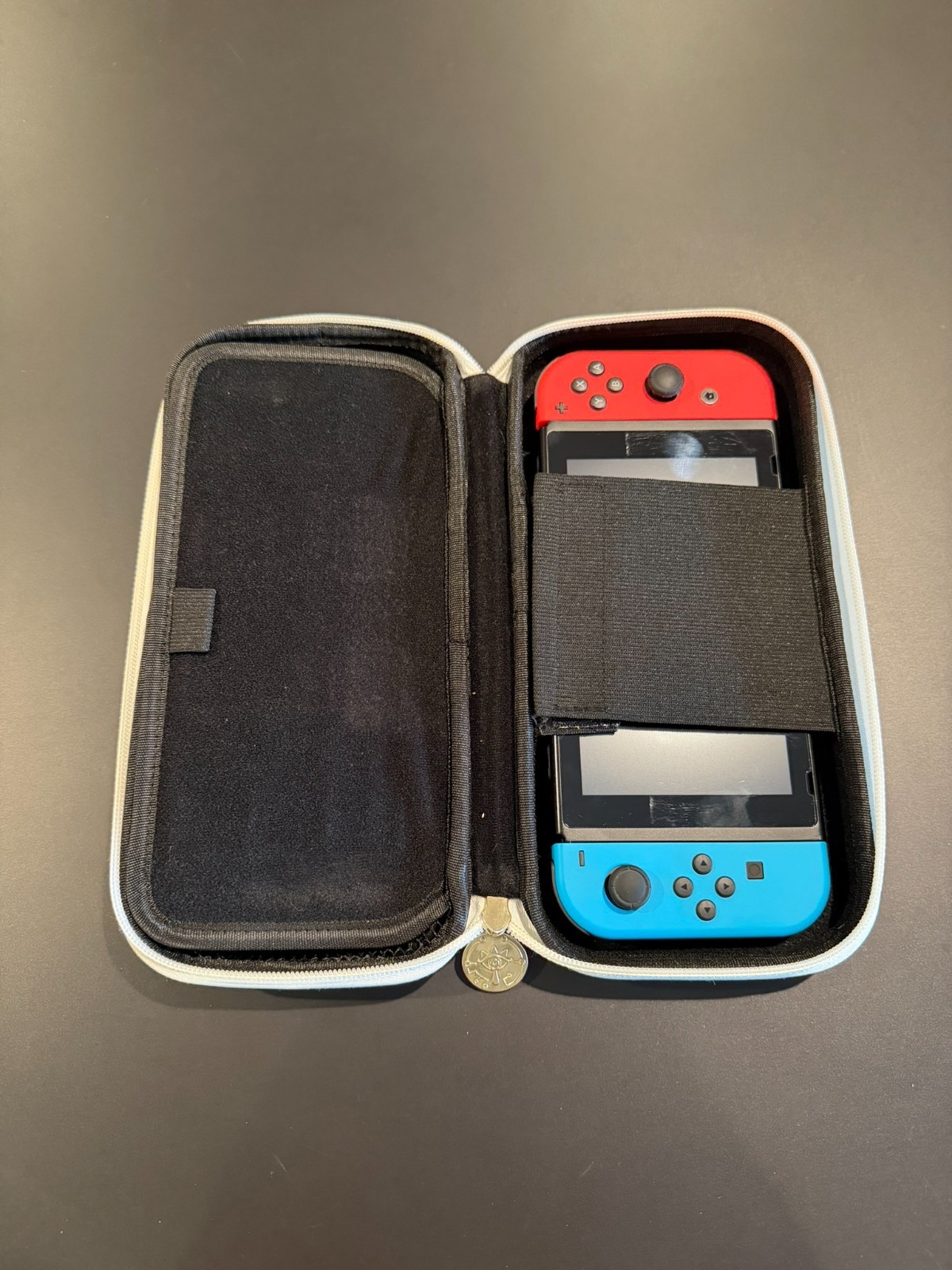 Nintendo Switch V1 HAC-001 XAW1 – Blue/ Red JoyCons with accessories