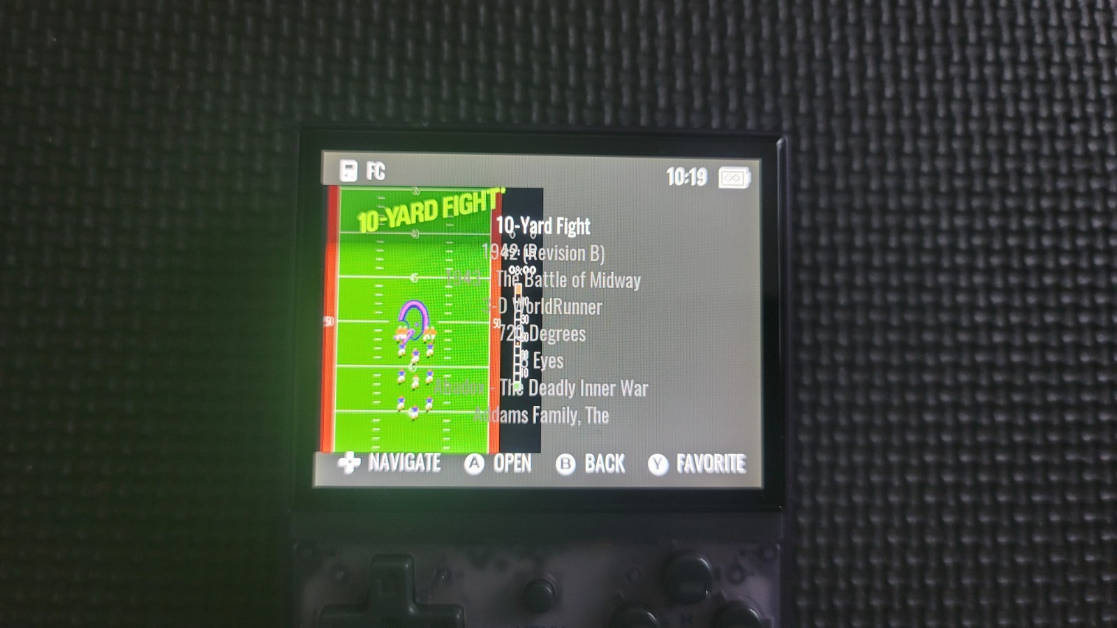 ANBERNIC RG35XX (TRANSPARENT PURPLE) GARLIC OS (16GB GAME CARD) EXTRAS (GXRG)