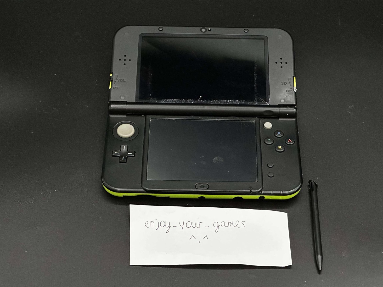 Nintendo New 3DS XL LL Lime Green | English | Charger | Stylus – SHIP IN 1-DAY
