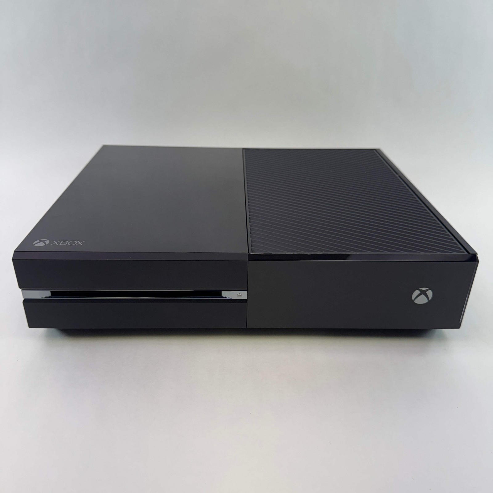 Microsoft Xbox One 500GB Console With Controller