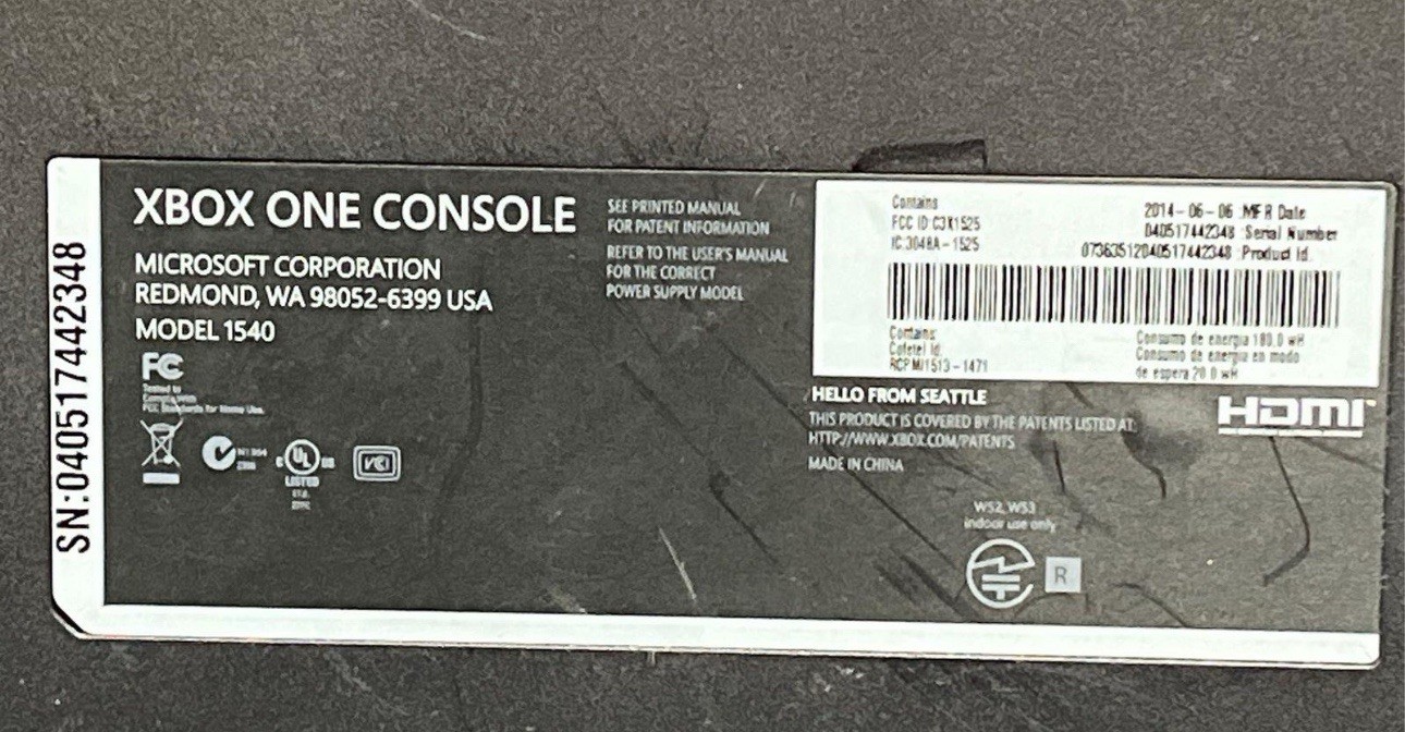 Microsoft Xbox One 1540 Black Console with Wireless Controller
