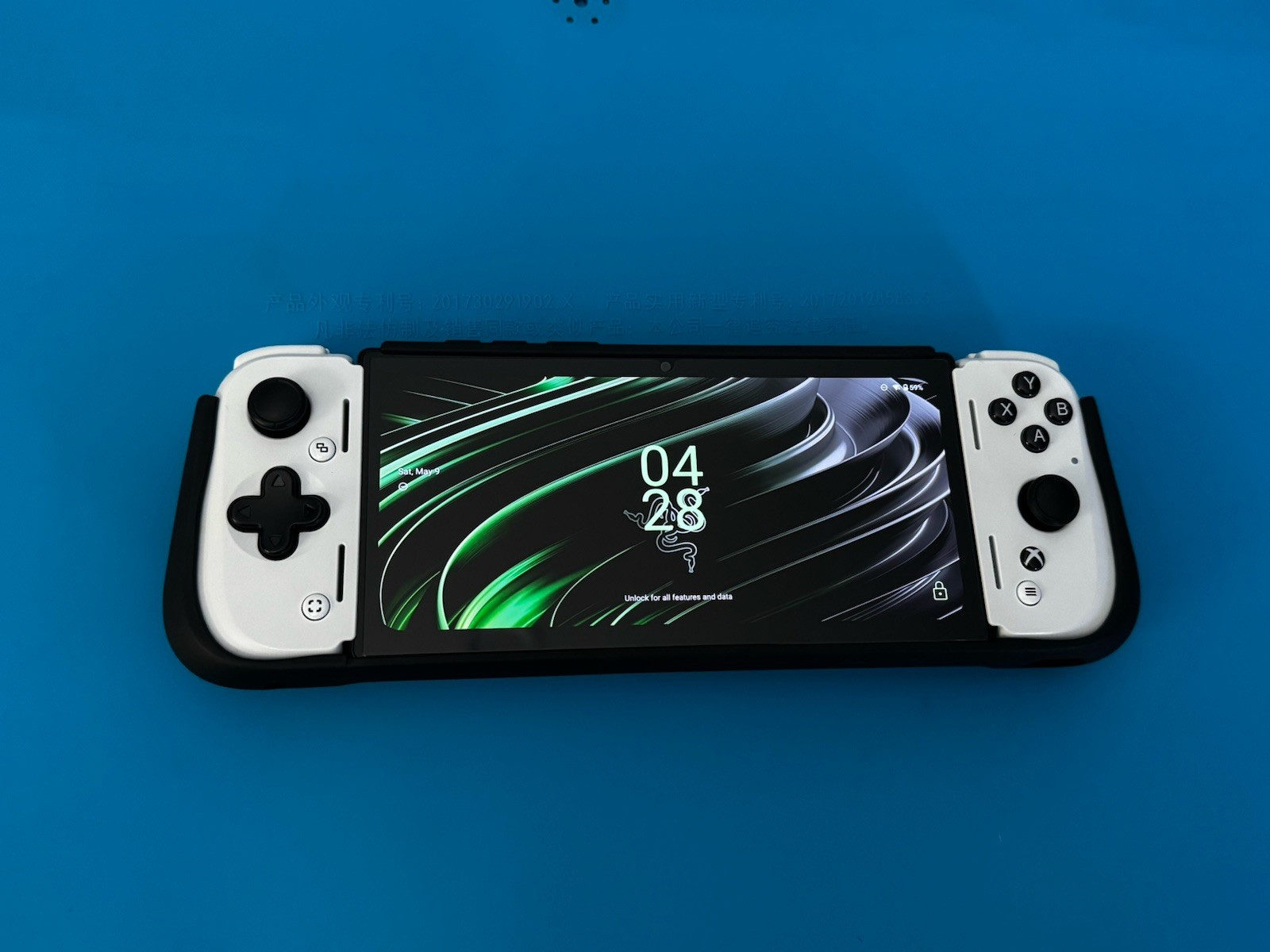 Razer Edge Android Handheld White Kishi V2 Upgrade & case, Snapdragon G3X Gen 1