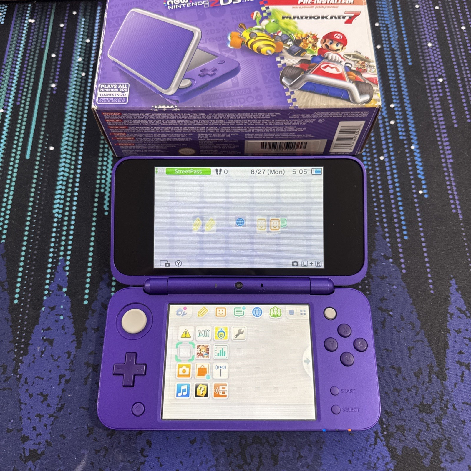 Nintendo 2DS XL Mario Kart 7 Console Bundle Handheld Purple/Silver With Box