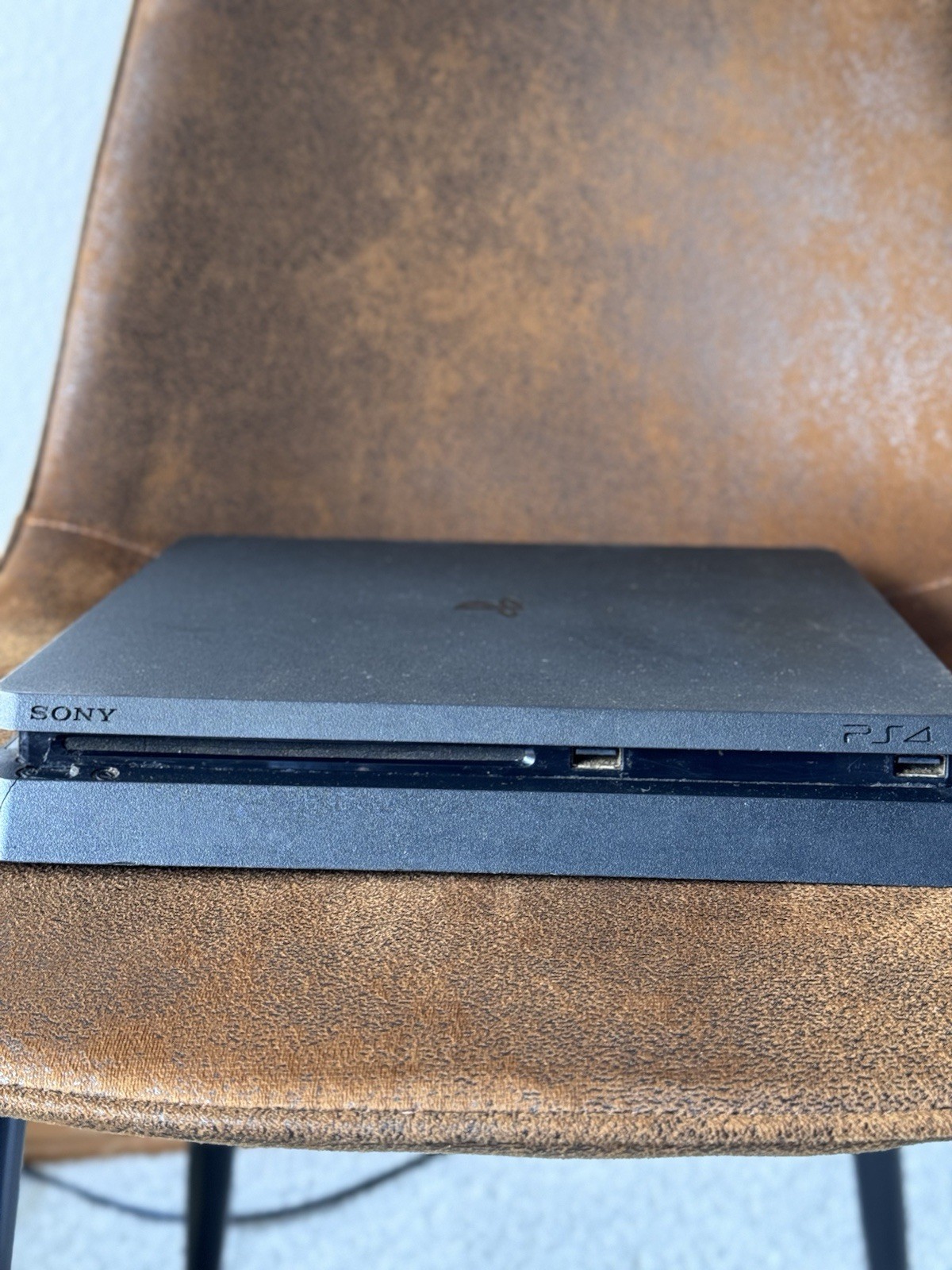 Sony PlayStation 4 Slim Black Home Console HDMI USB-A Platform PS4