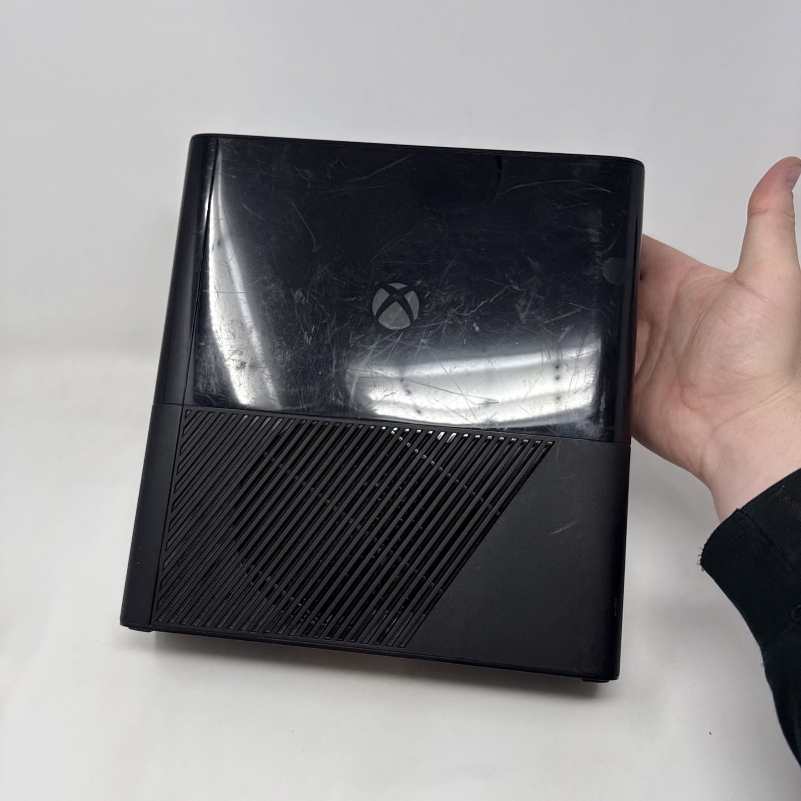 Microsoft XBox 360 E System BLACK Video Game Console 4GB Bundle 2 Games