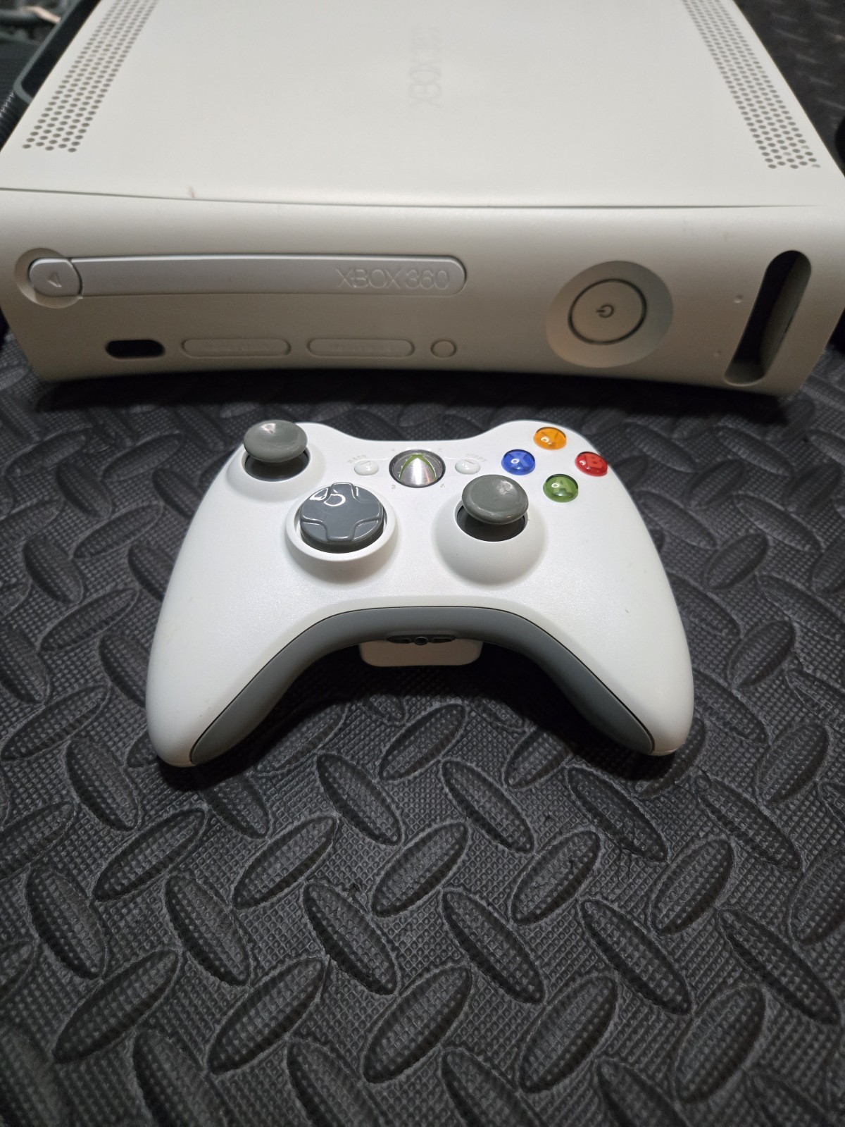 Microsoft Xbox 360Pro XBOX 360 Video Game Console– Tested & Working