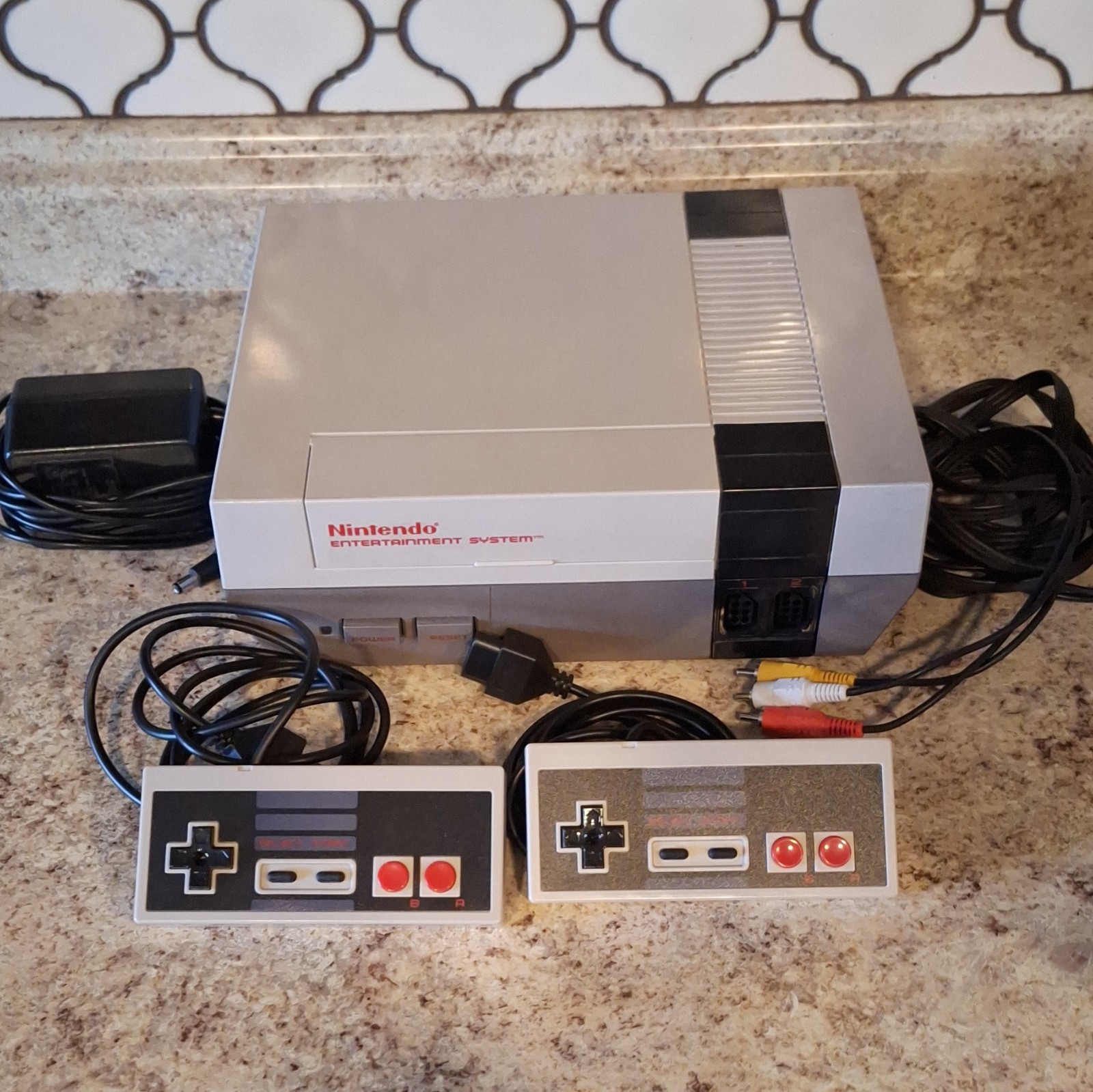 Nintendo Entertainment System (NES) Bundle w/Controllers,Power Supply AV Cables