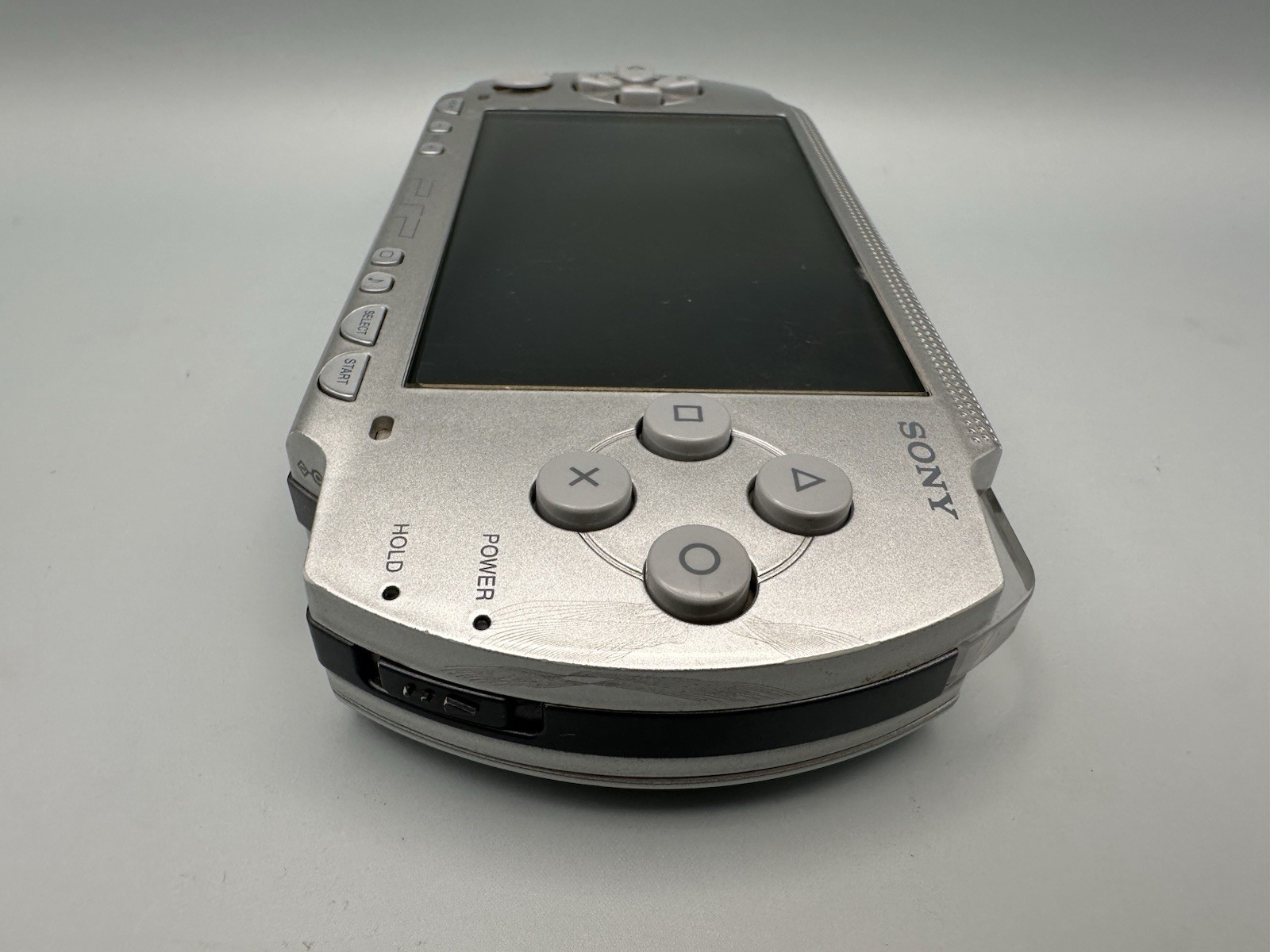 Sony PSP 1000 Silver Console Region Free JP Tested w/ new battery, charger