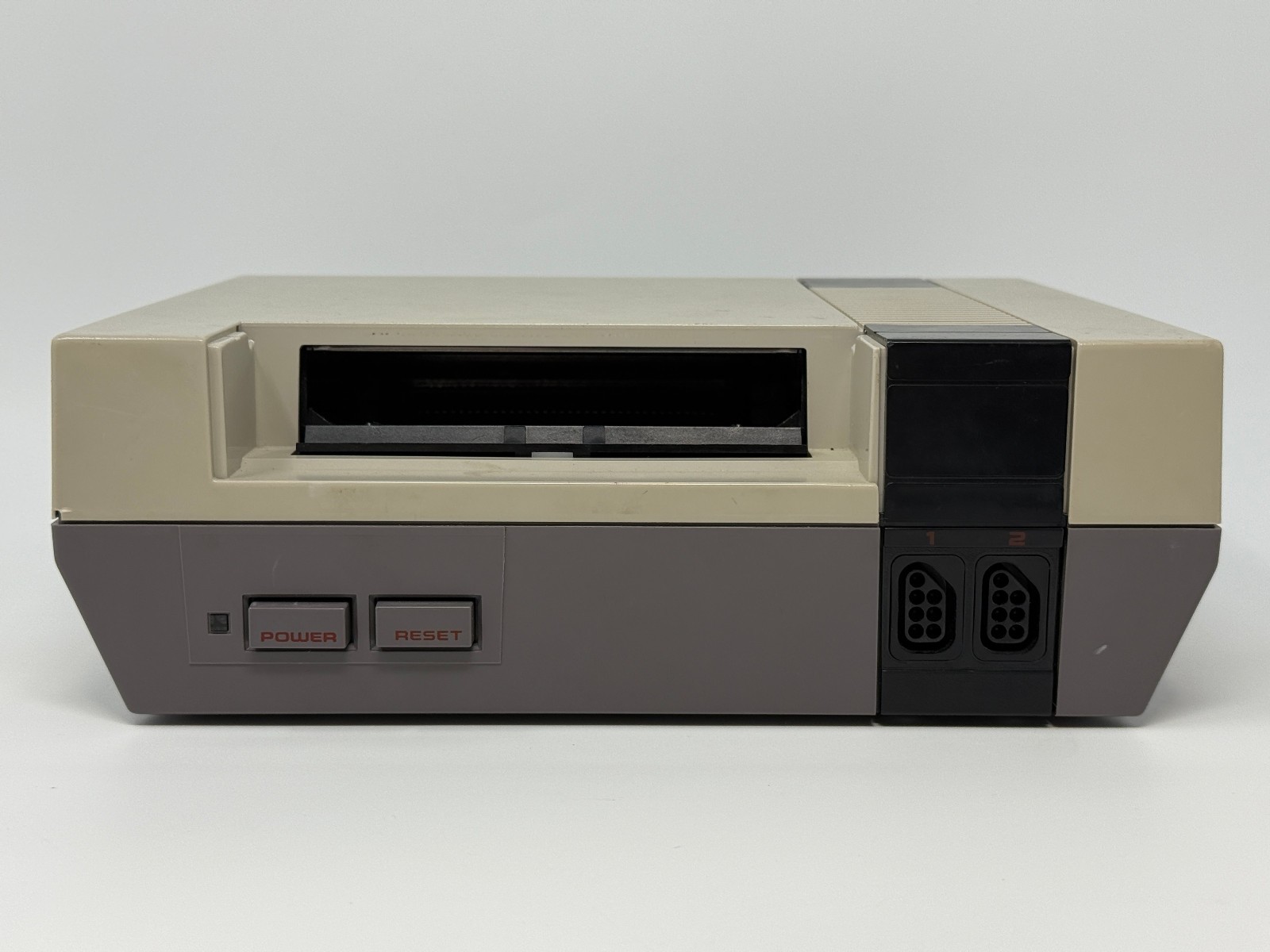 Nintendo NES Console [NES-001] *NO CABLES – TESTED & WORKING – READ* [5g]