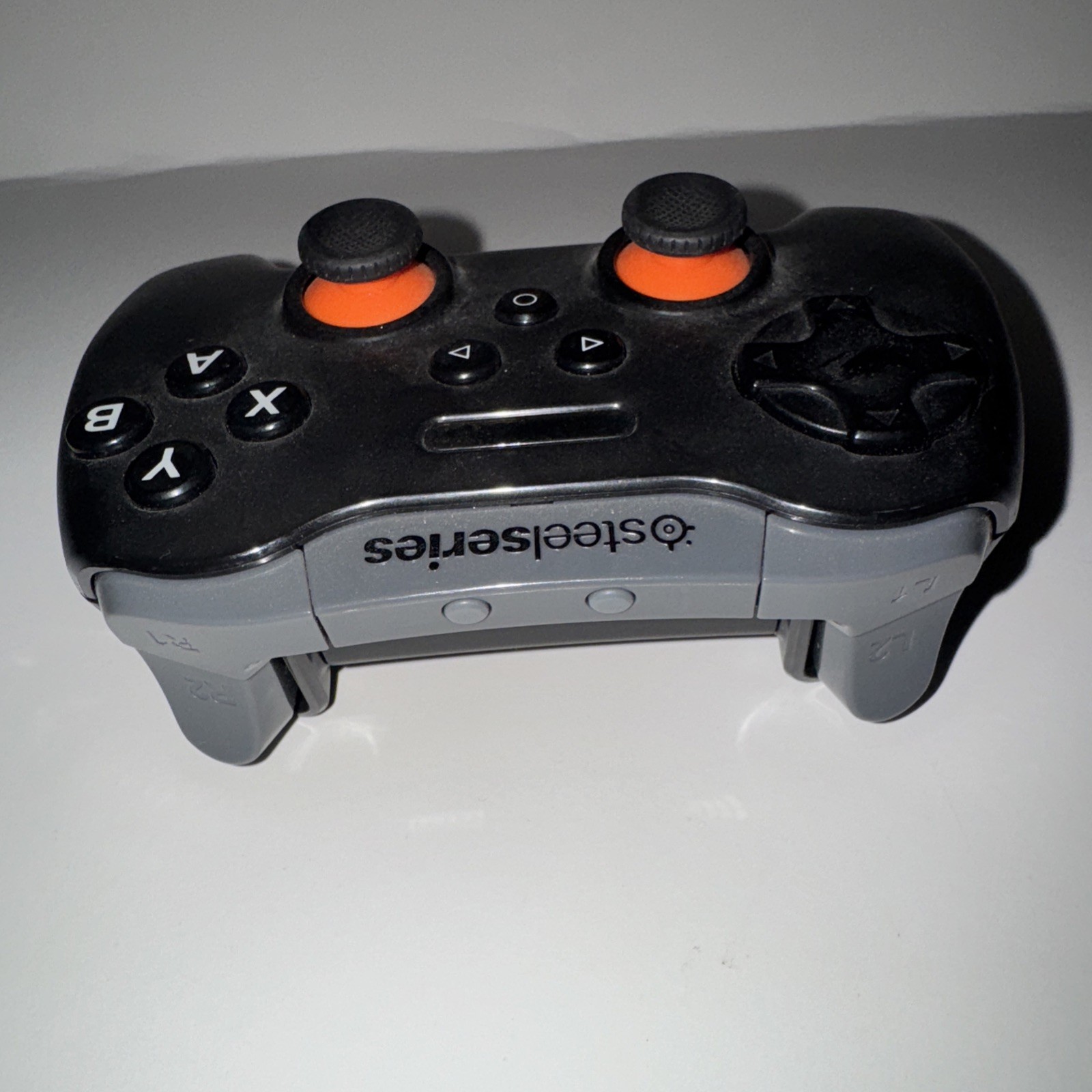 SteelSeries Stratus XL Gaming Controller for iOS Windows & Android