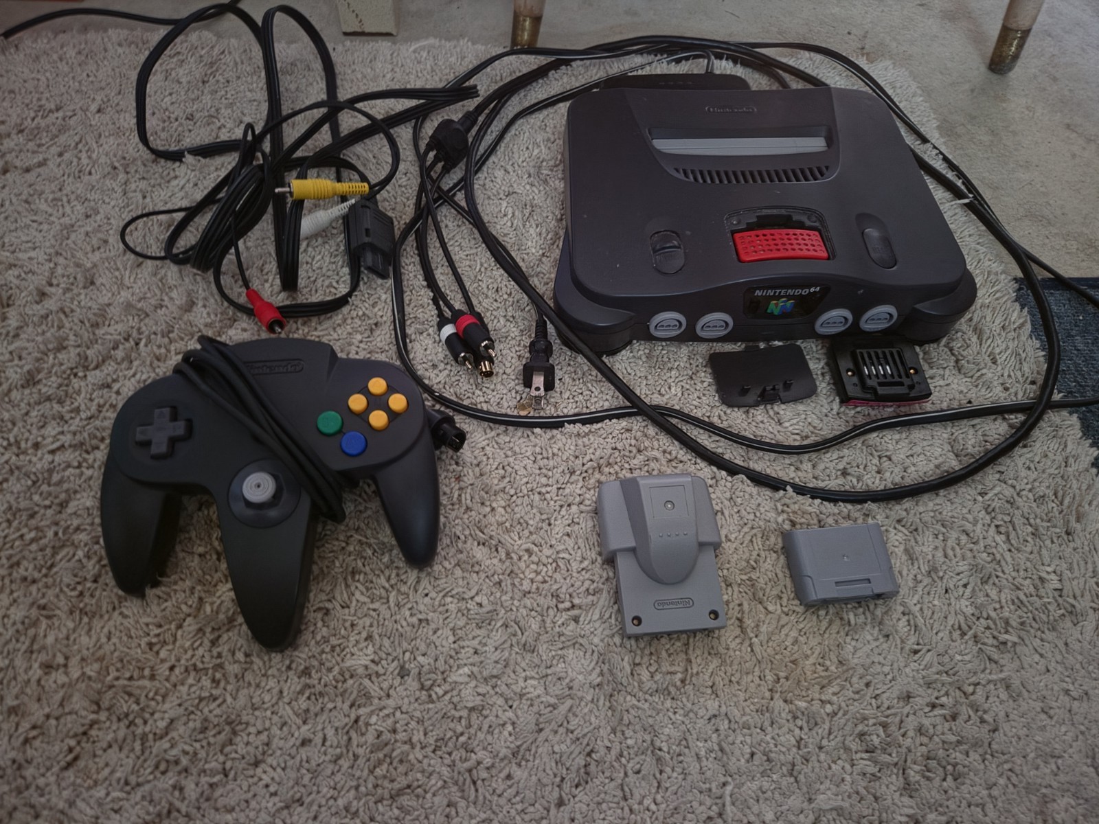 Nintendo 64 N64 with Expansion Pack, Controller, S-Video cable, Mem Card, Rumble