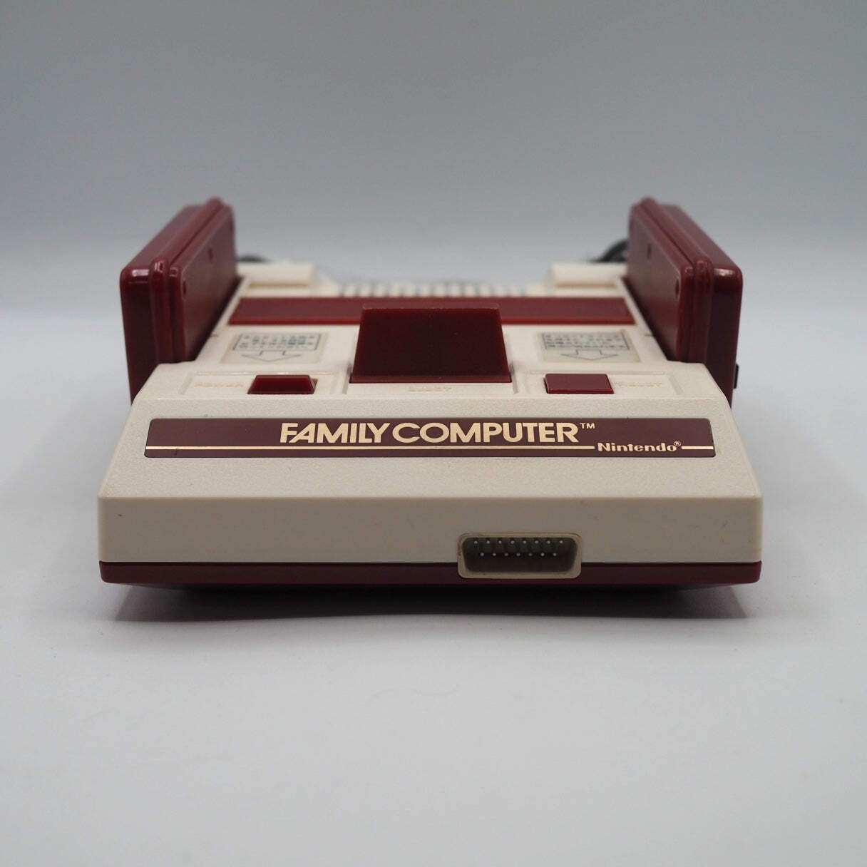 Nintendo Famicom Console System SQUARE BUTTONS Black cartridge slot Boxed Tested