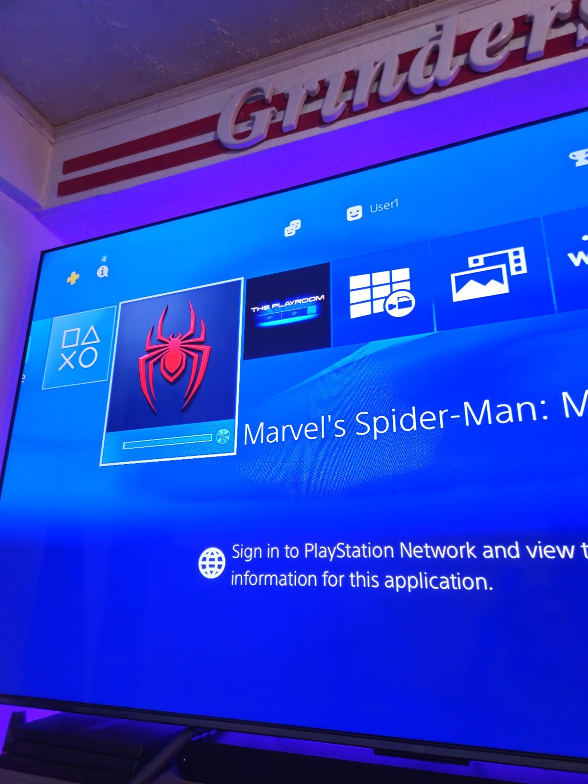 Sony PlayStation 4 PS4 500gb Low Firmware 10.50 With Cords tested Read