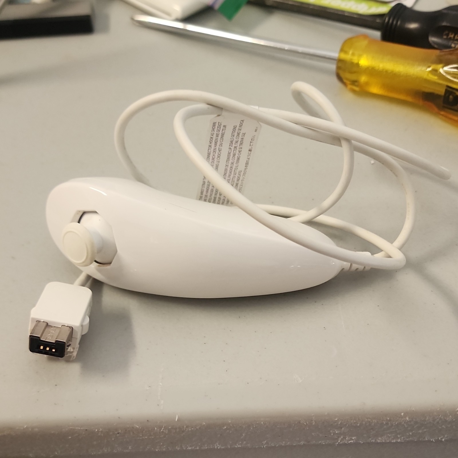 Nintendo Wii White Home Console w/ Wi-Fi, Sensor Bar, AV Composite RCA Cable