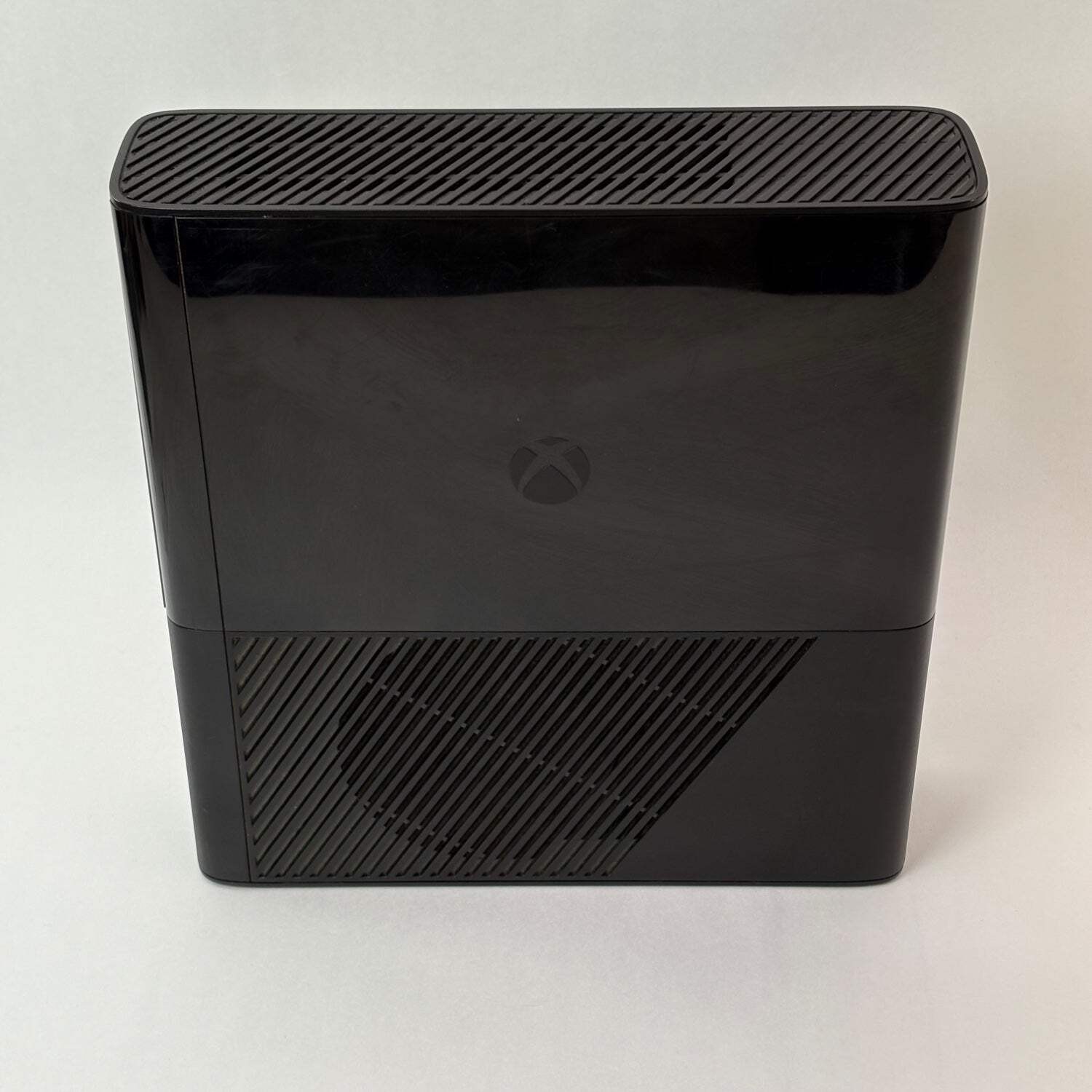 Microsoft Xbox 360 E 250GB Console Gaming System Only Black 1538