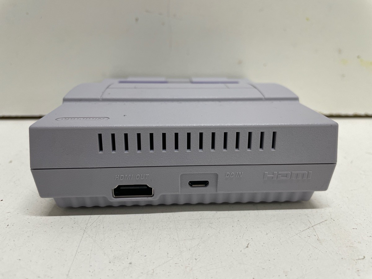 NINTENDO SUPER NINTENDO – CLV201 CONSOLE – CLASSIC (P18028717)