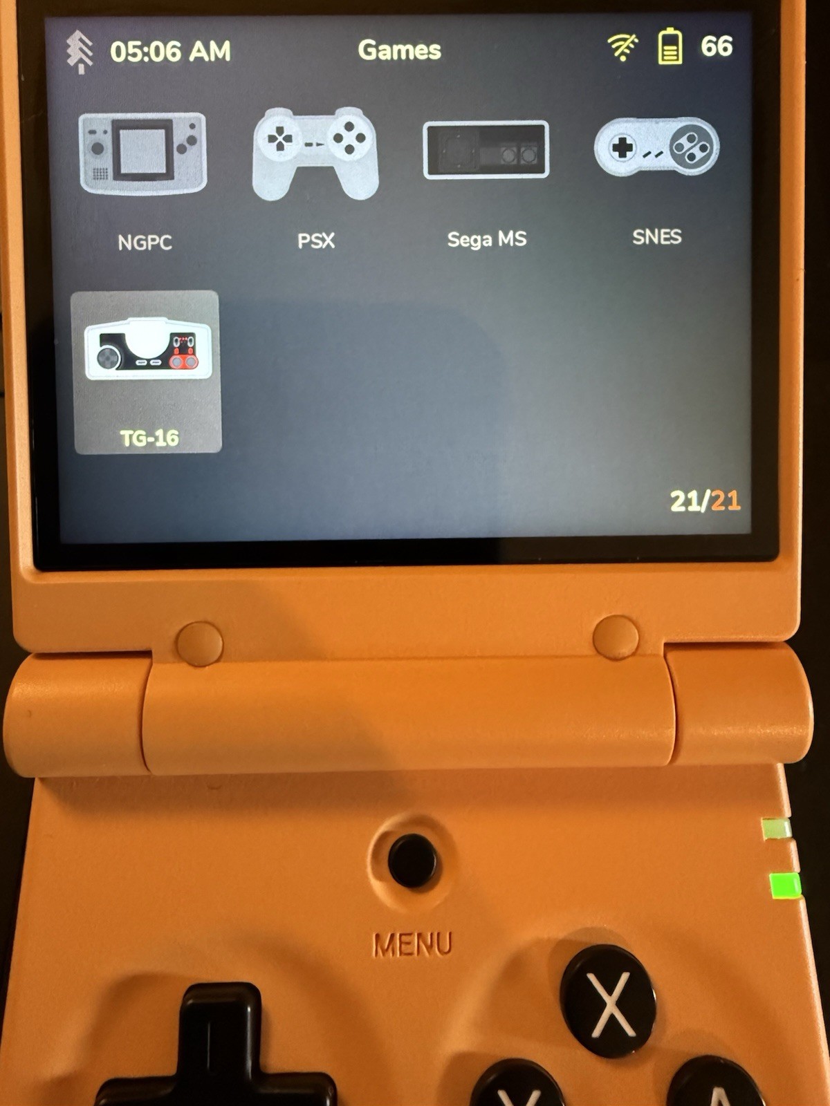 Miyoo Mini Flip Console | Fully Loaded 128GB Onion OS Power On & Play!