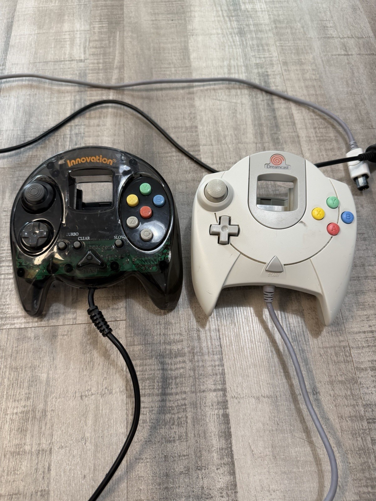 Sega Dreamcast Console HKT-3020 Bundle w/ OEM Controller & Innovation Pad Tested