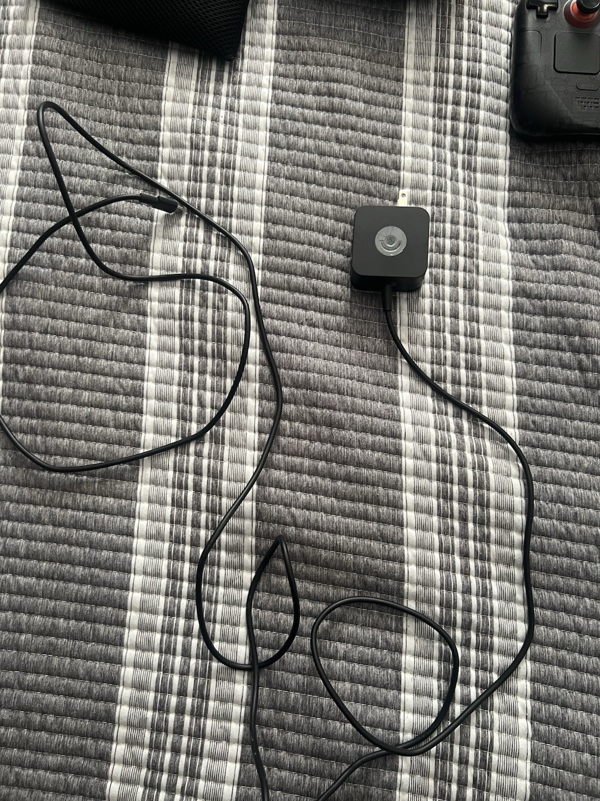 Valve Steam Deck OLED, Limited Edition with official Carrying Case and charger