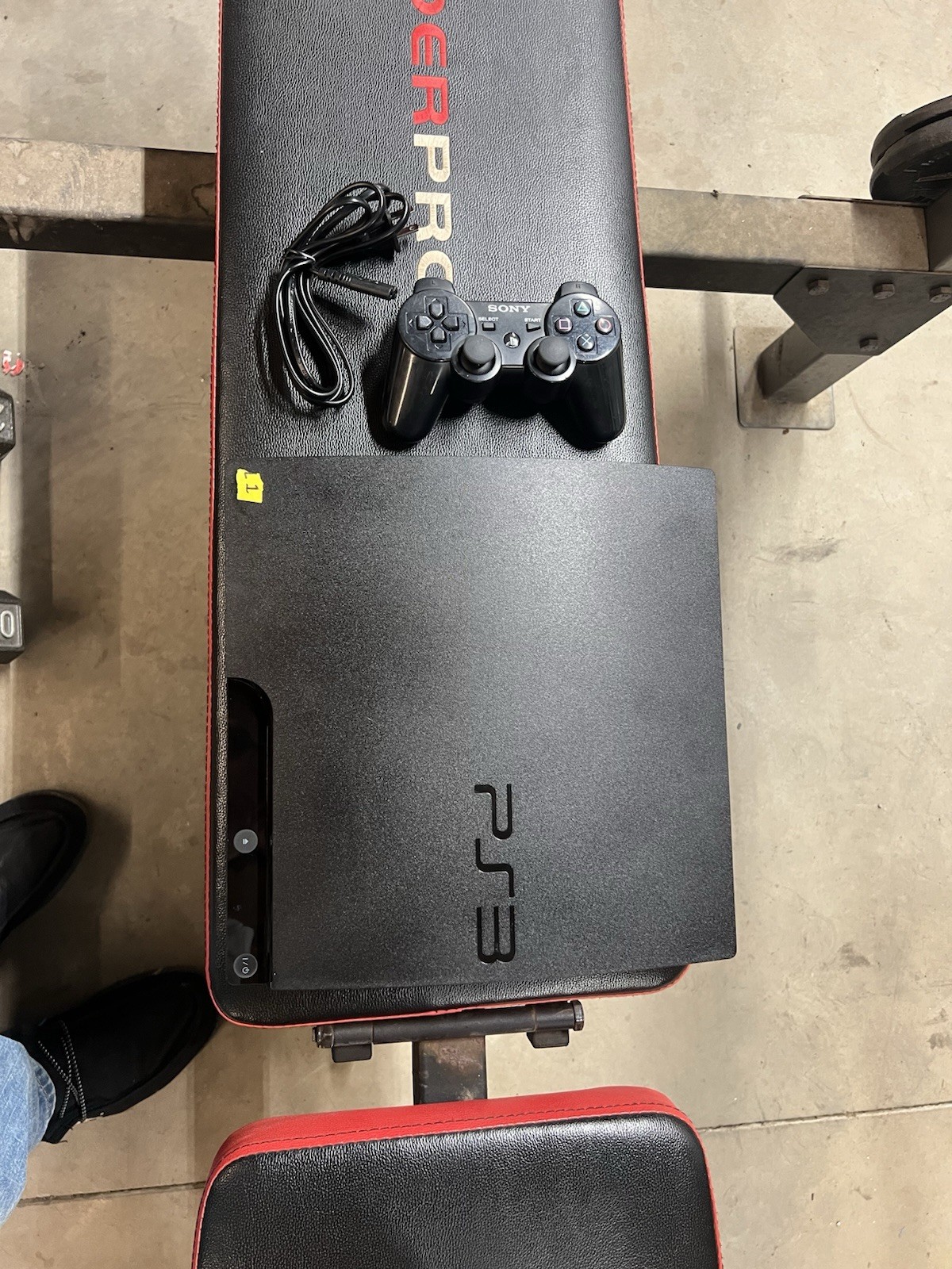 Sony PlayStation 3 Slim CECH-3001B Black Console 320GB NTSC-U/C Controller