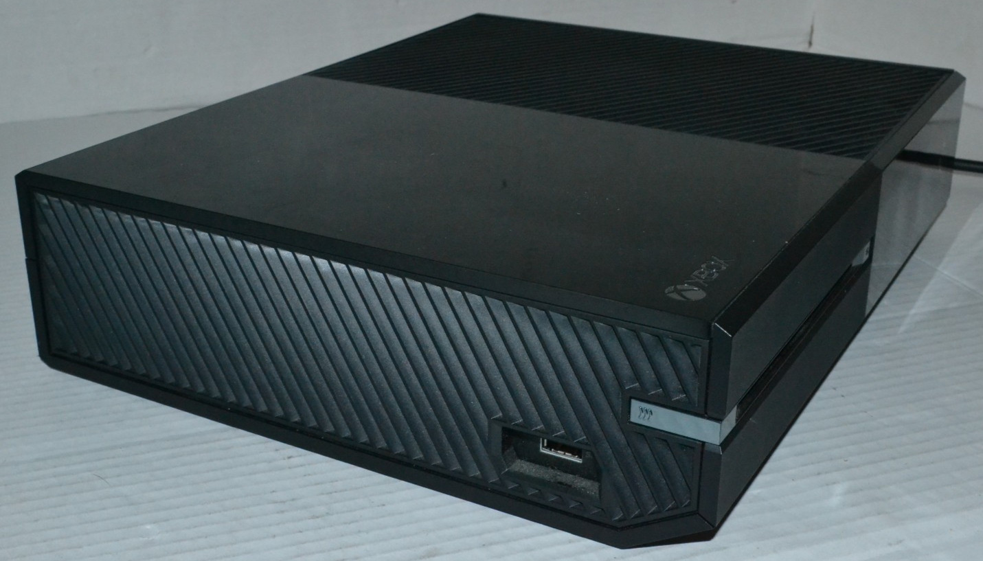 Microsoft Xbox One 500GB Console – Black (1540) Power Cord & Original Box Tested