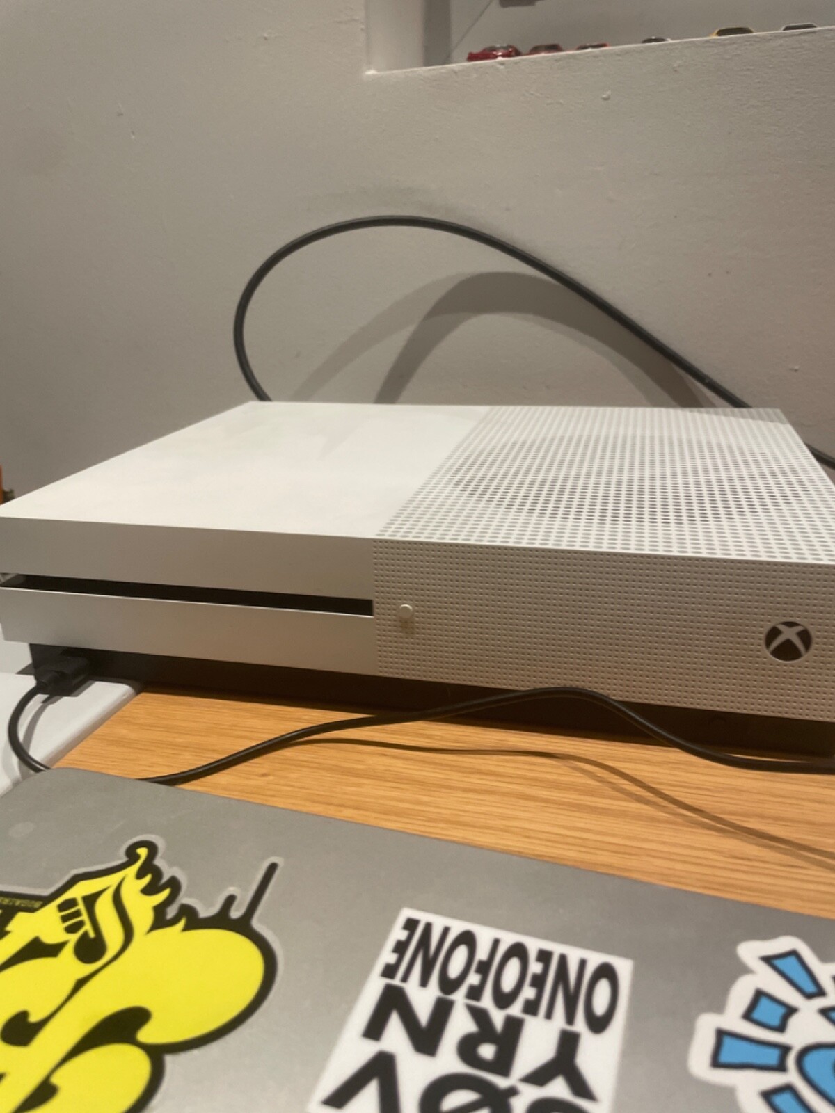 Xbox One S 1TB Console – White (XBS1TB)