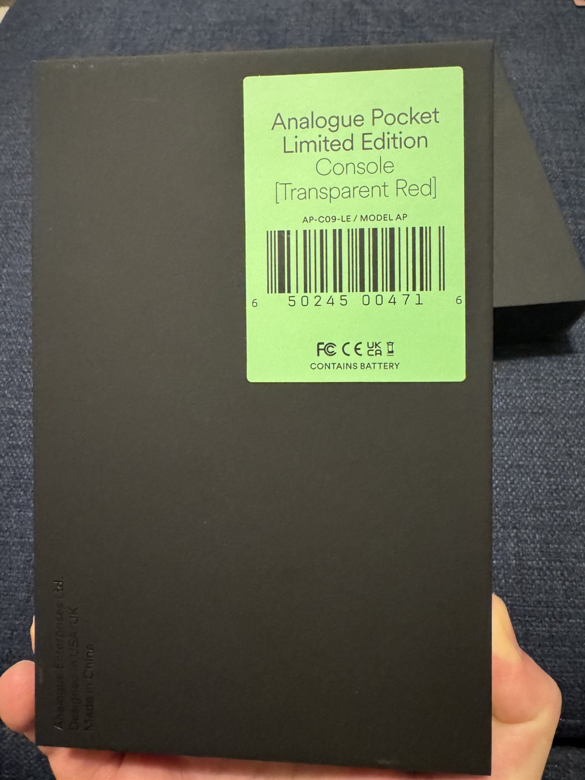 Analogue Pocket – Transparent Red | Complete in Box