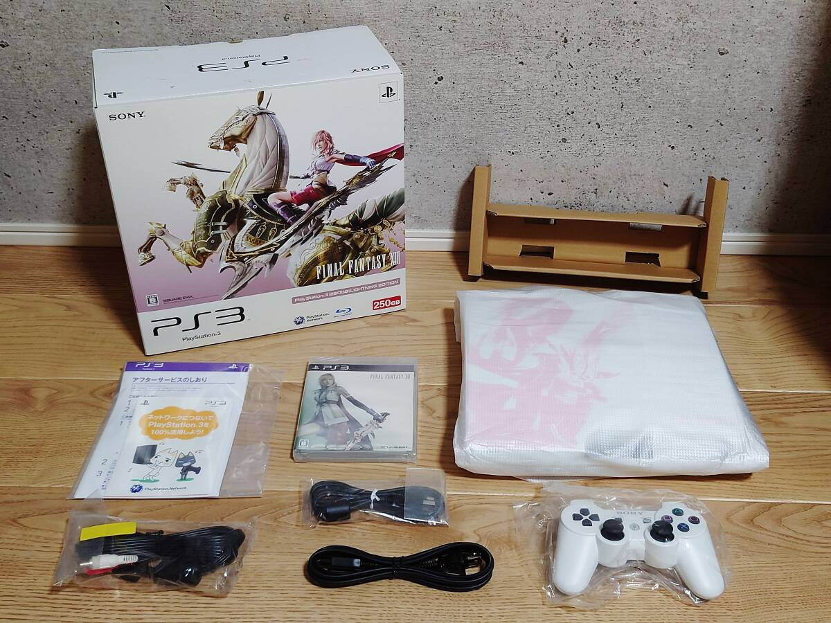 PS3 FINAL FANTASY XIII LIGHTNING EDITION Ceramic White CEJH-10008 Japan