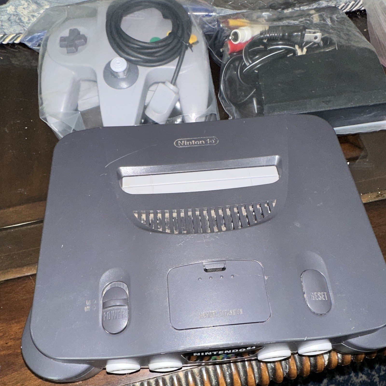 Nintendo 64 Gray Console w/ Controller & AV Cables, NTSC-U/C, NUS-001