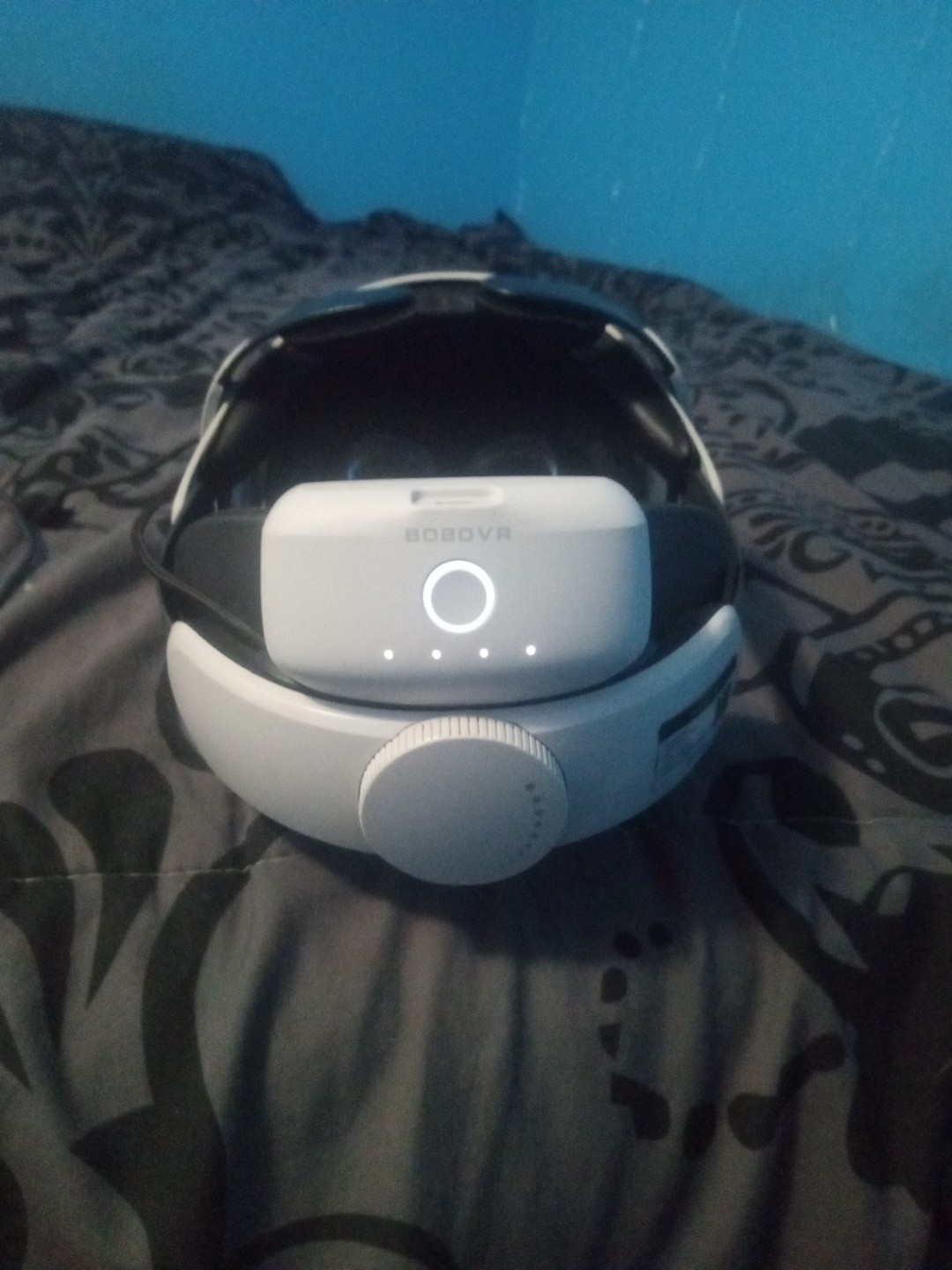 Meta Quest 2 Virtual Reality Headse Pro Head Strap with 2 Batteries/Charger