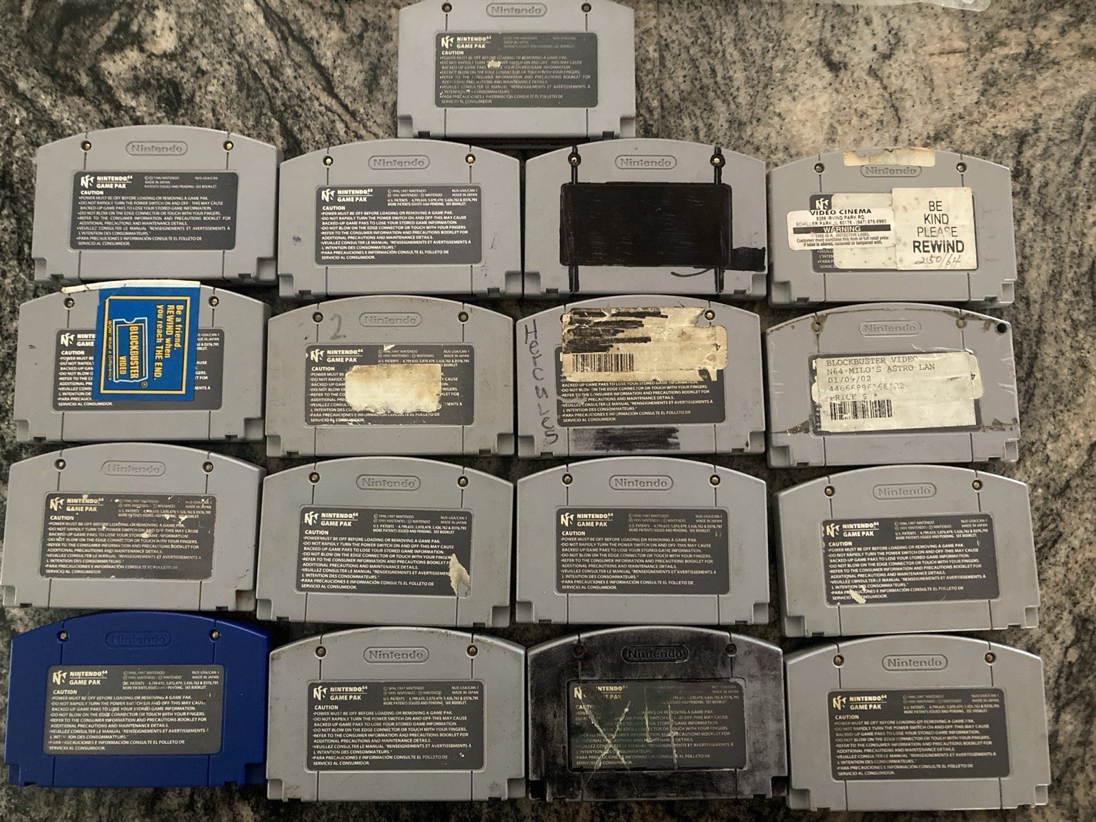 Nintendo 64 N64 With 2 Controllers Games Rumble *read Description *