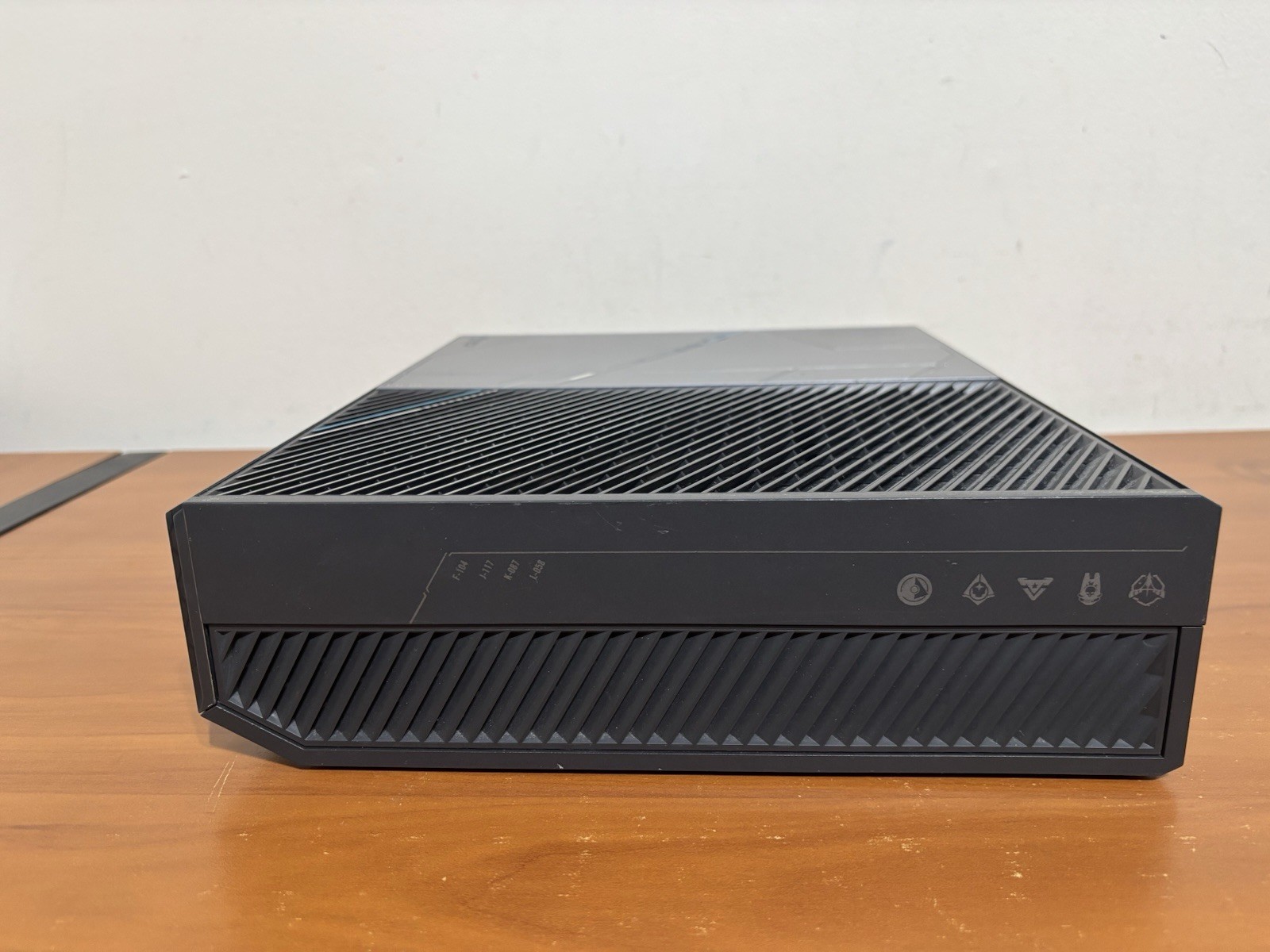 Microsoft Xbox One 1TB Console Halo 5 Guardians Limited Edition