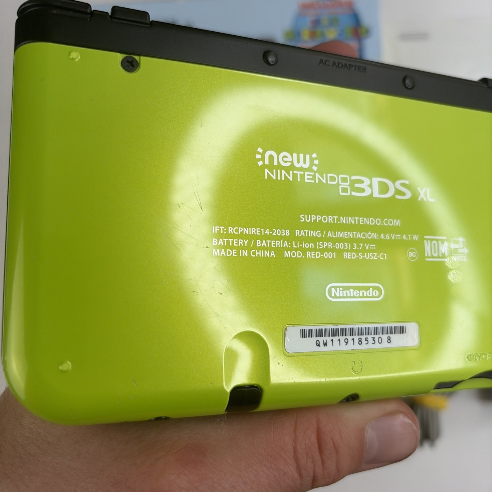 New Nintendo 3DS XL Lime Green Super Mario World Edition Complete Box US Model