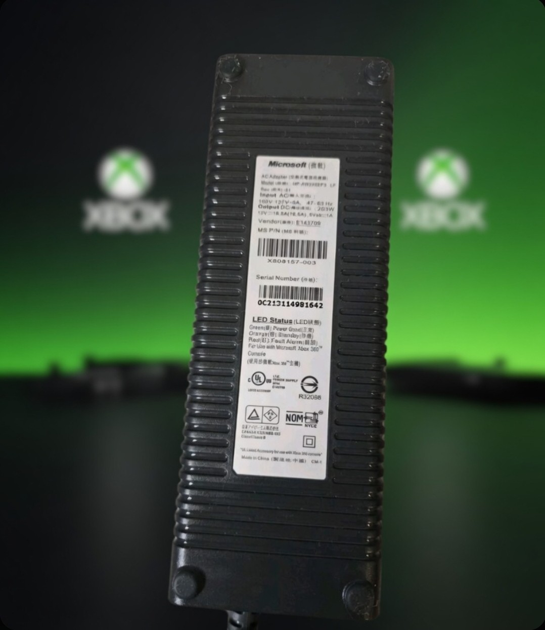Microsoft XBox 360 Gaming System 250GB HD OEM Controller & Kinect Tested & Works
