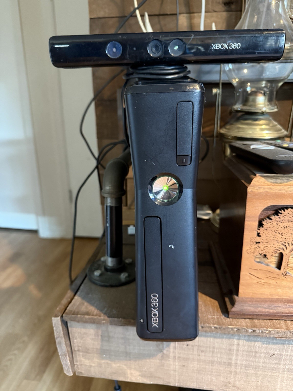Xbox 360 with Kinect and HDMI Cord