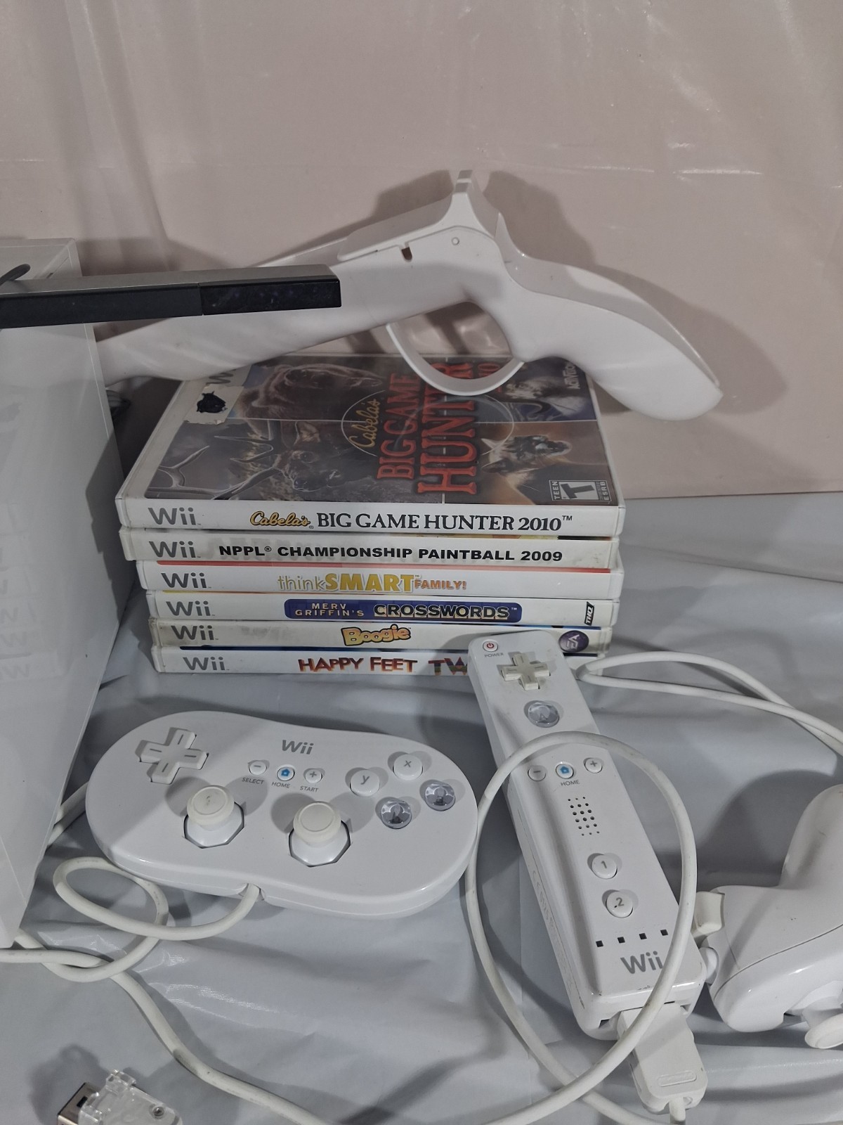 Wii Bundle 6 Games Console W/accessories, Tested Works Tv Not Included