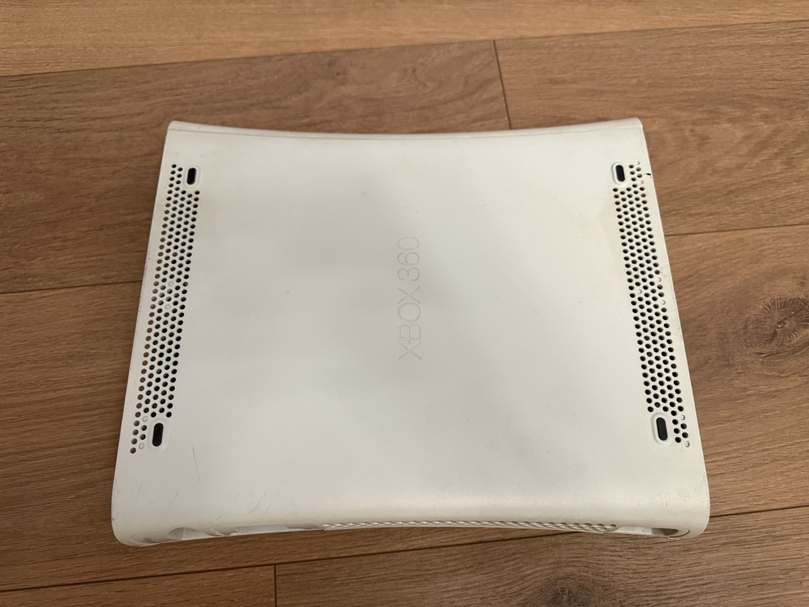 Microsoft Xbox 360 White Console FOR PARTS REPAIR AS IS Broken Disc Tray