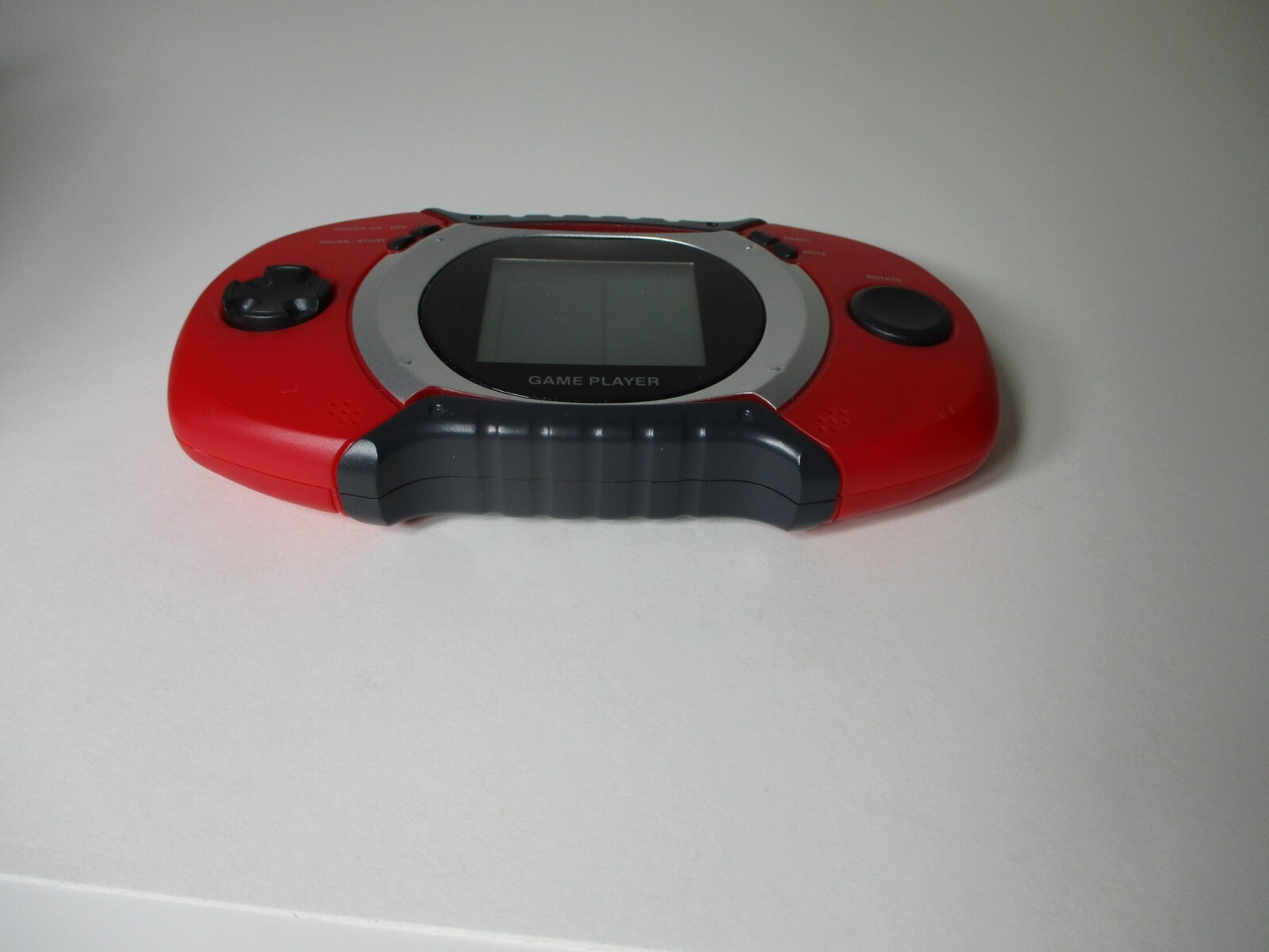 GamePlayer HAND HELD 11-GAME SMALL VIDEO PLAYER