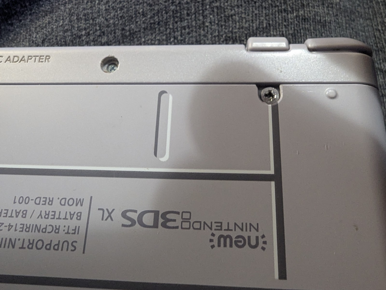 Nintendo New 3DS XL SNES Edition Gray Purple (parts/repairs only)