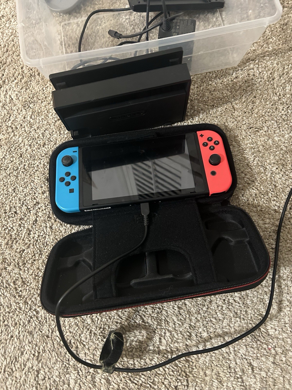 Nintendo Switch 32GB Console HAC-001 Neon Blue/Red Joy-Con w/ TV Dock