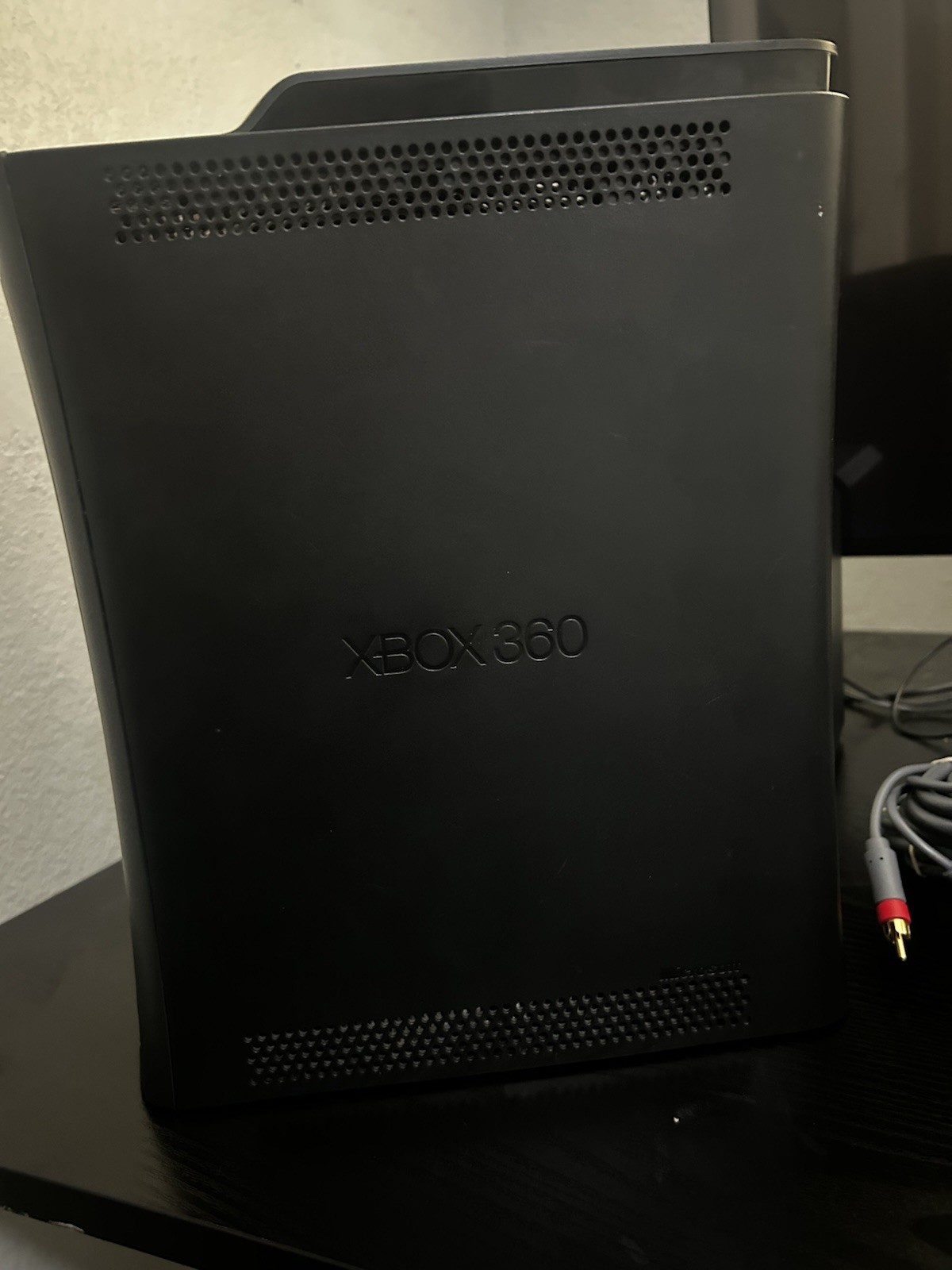 Microsoft Xbox 360 250GB Black Console w Controller, HDMI/AV Cables
