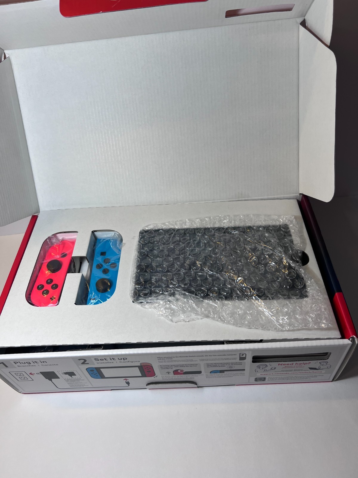 Nintendo Switch System 32GB Console w/Neon Red & Blue Joy-Cons w/Box Gently Used