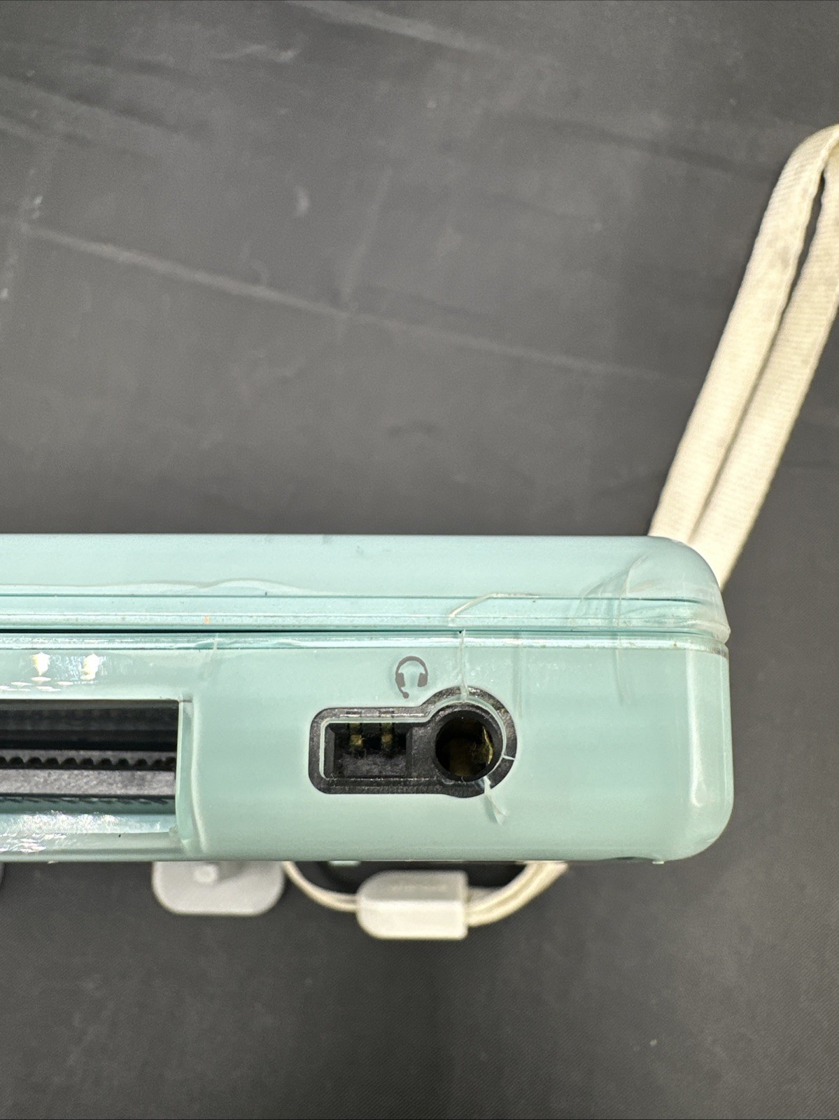 Nintendo DS Lite Console Ice Blue USG-001 Works Top Screen Smashed