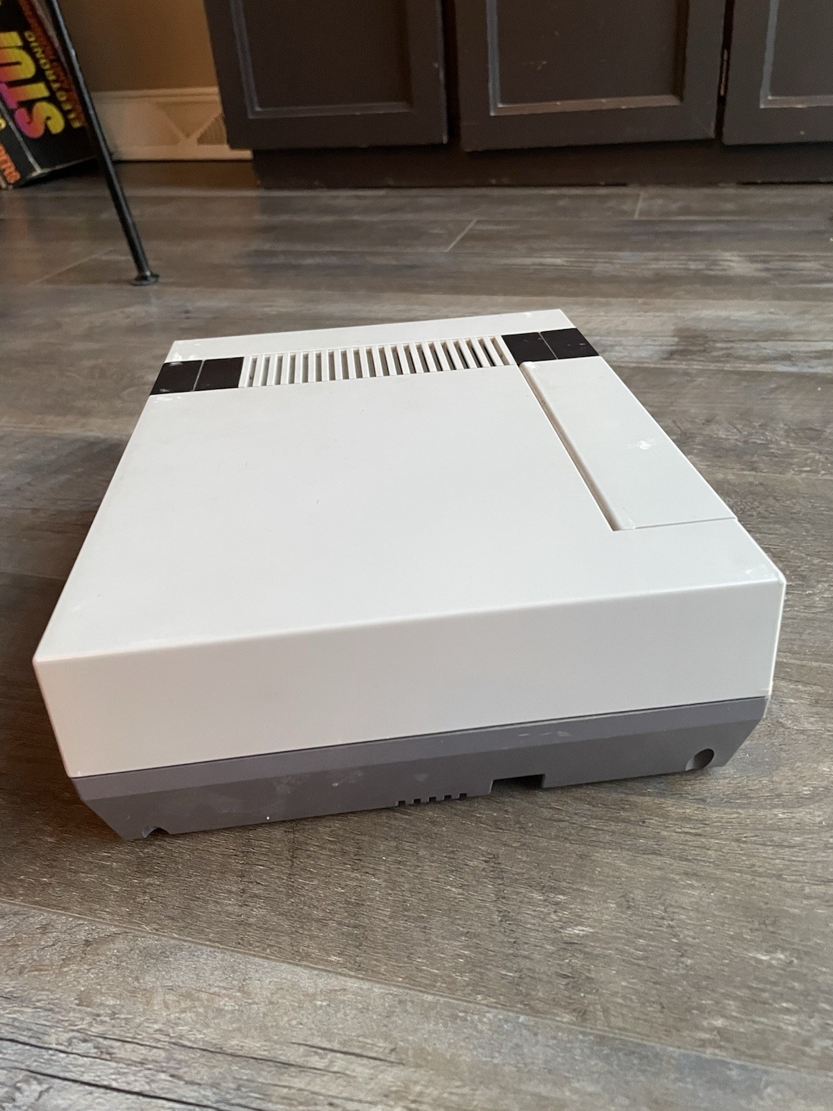 Nintendo NES Console NES-001 Original System For Parts Repair, OEM Cords Zapper