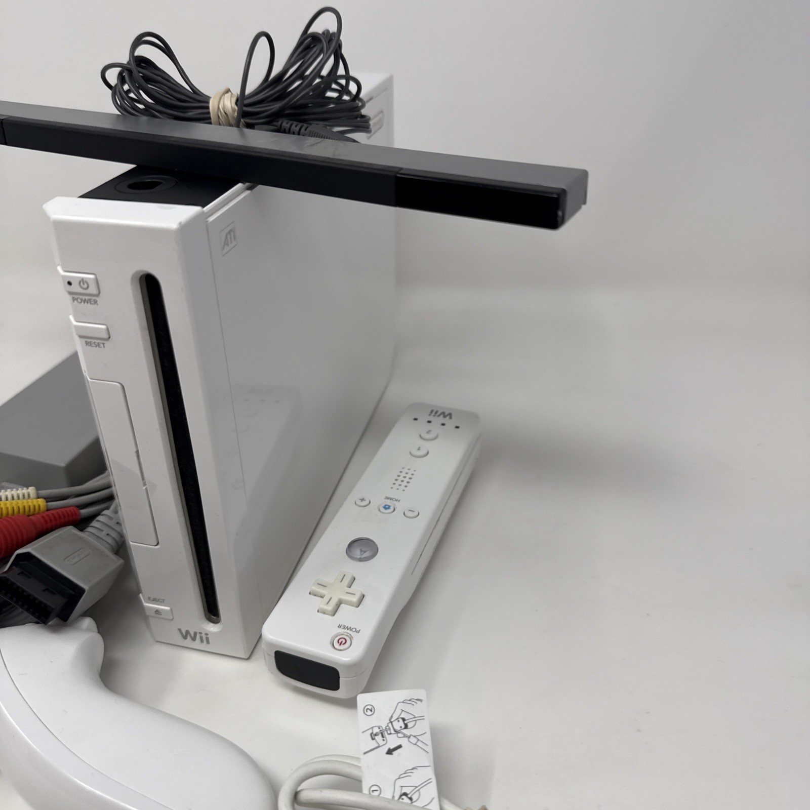 Nintendo Wii RVL-001 Console Bundle – Nintendo Wii Tested And Working