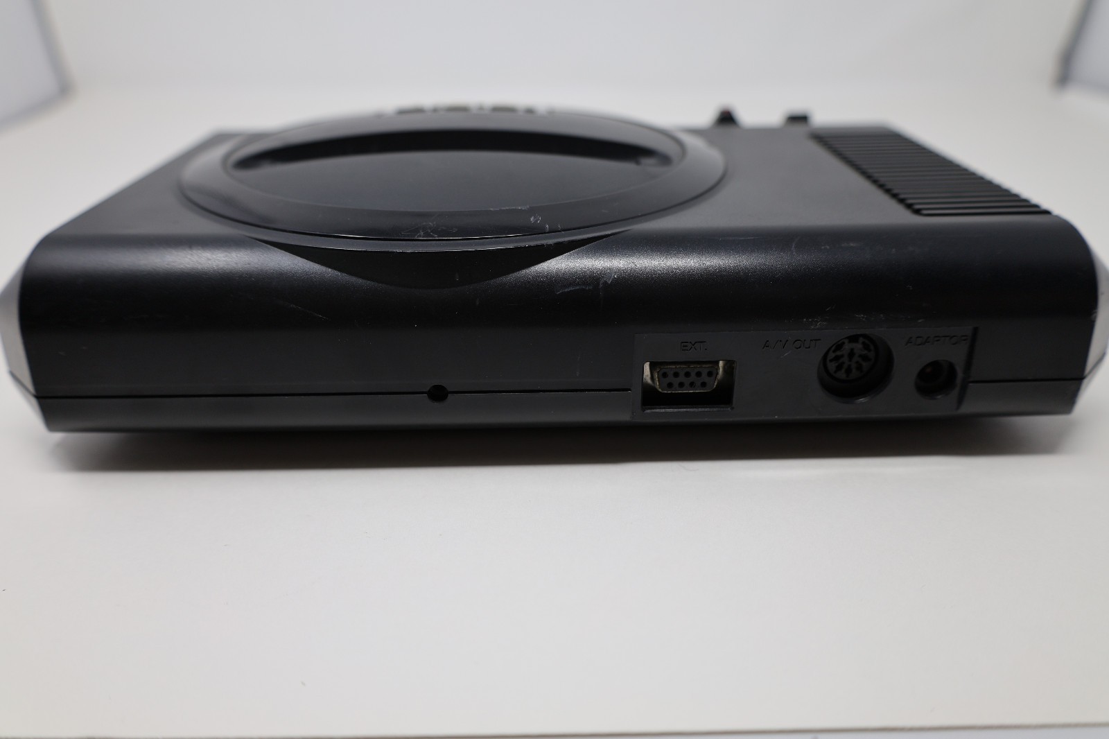 SEGA Mega Drive Console HAA-2510 Japan *US Seller* *works*