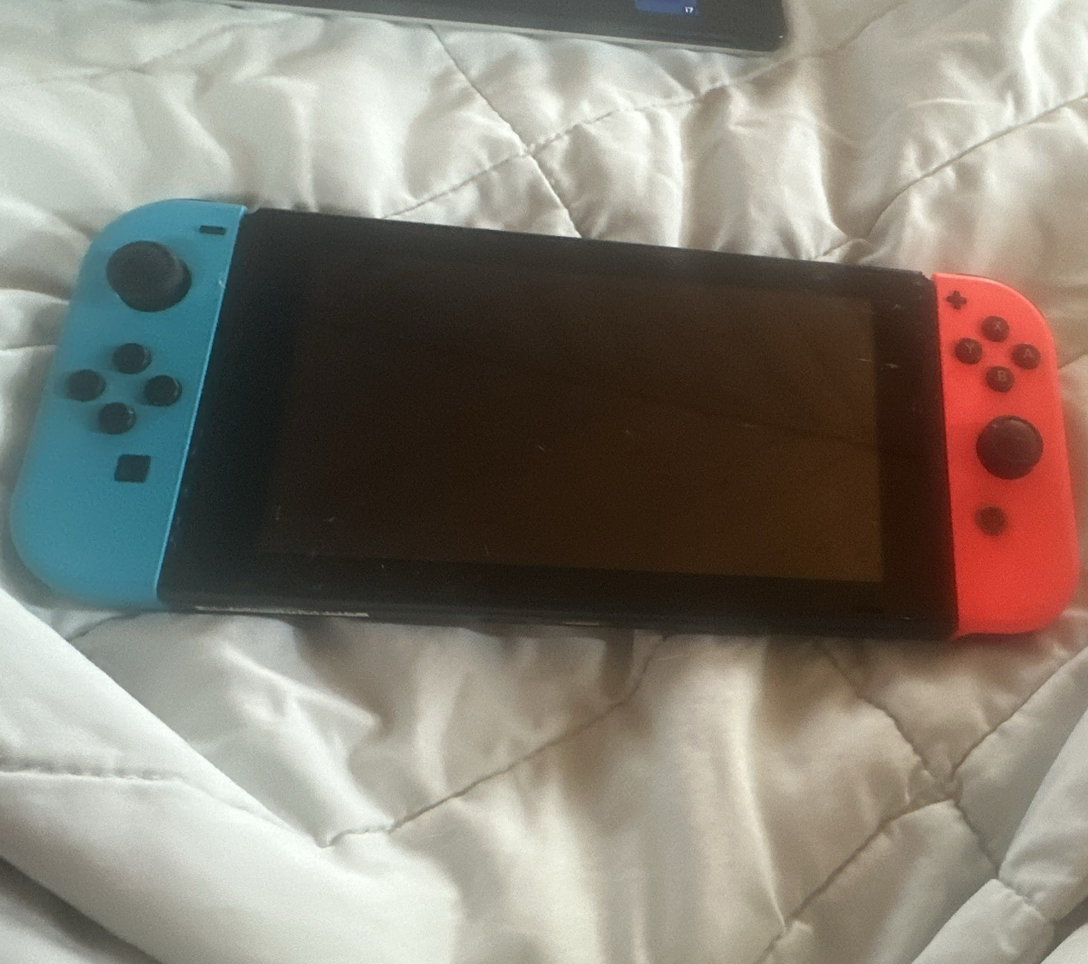 Nintendo Switch Console Neon Red/Blue Joy-Con 32GB Touchscreen 720p USB-C