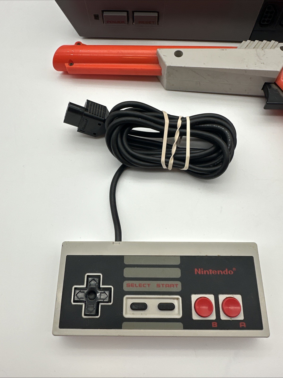 Nintendo NES Console BUNDLE Mario Duck Hunt Zapper Gun & Controller TESTED