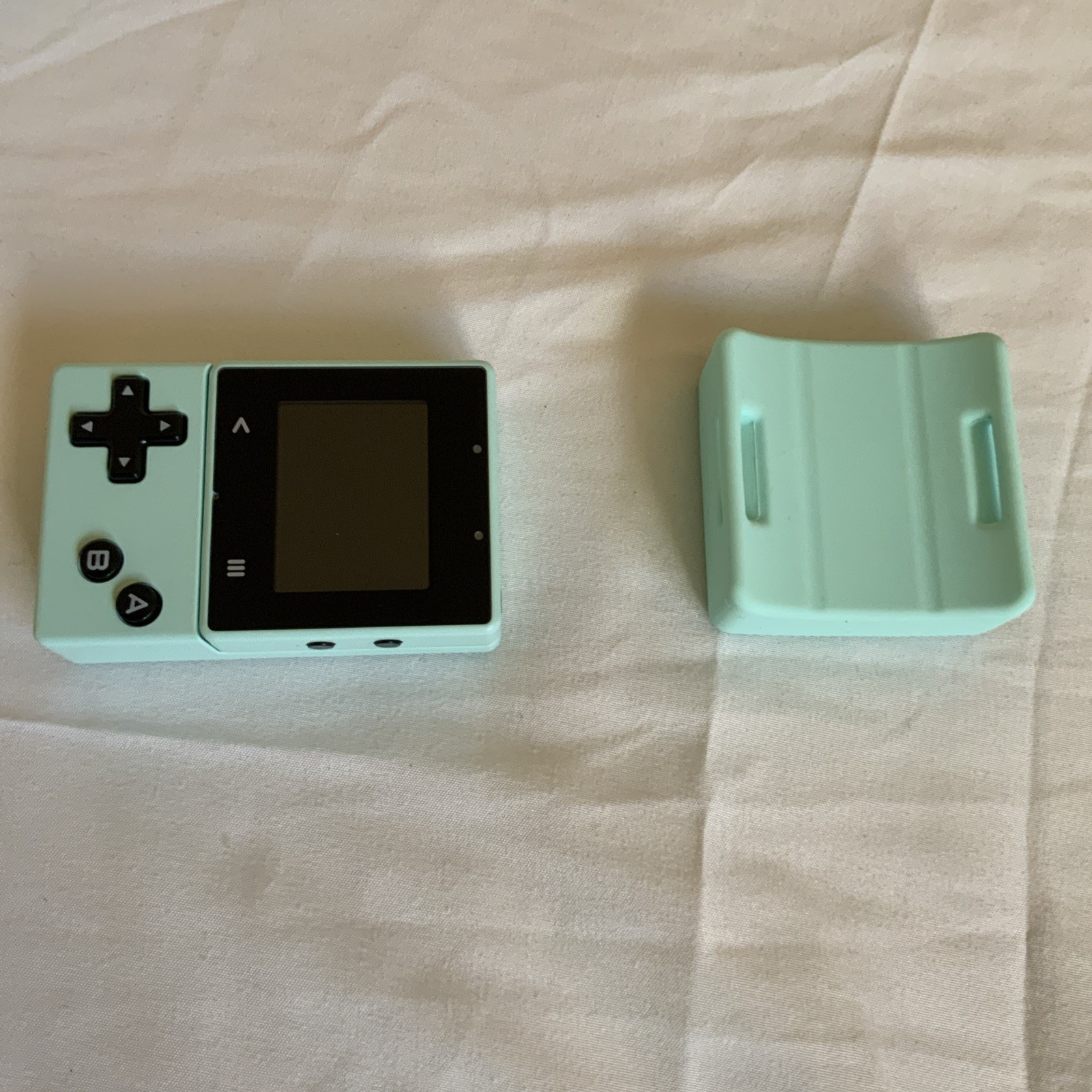 Ovobot – Xtron Pro Programmable Handheld Retro Game Console XPA001 Mint Green