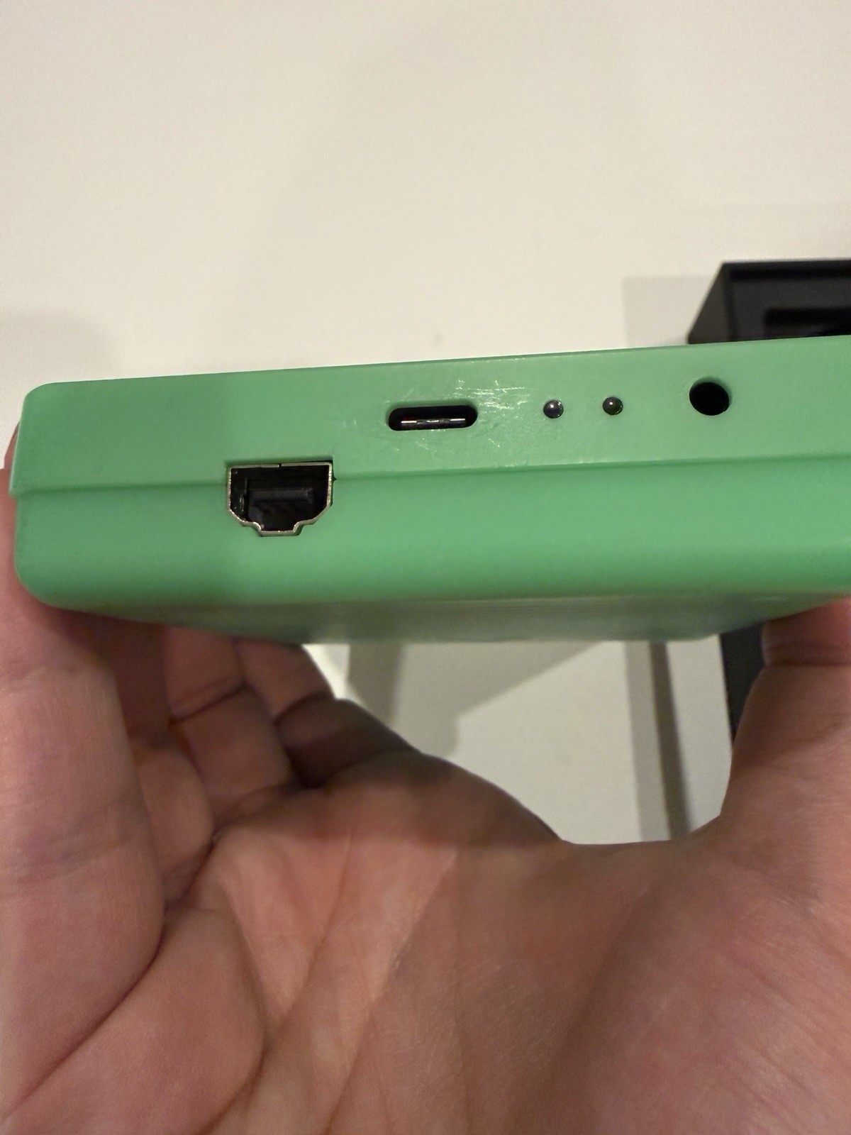Analogue Pocket Handheld Console System – Glow in the Dark